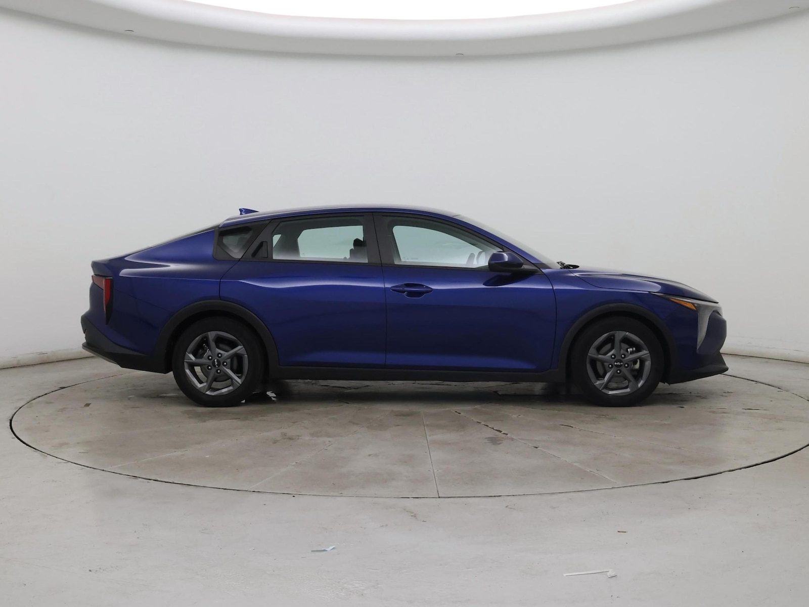 2025 Kia K4 LXS - Photo 8