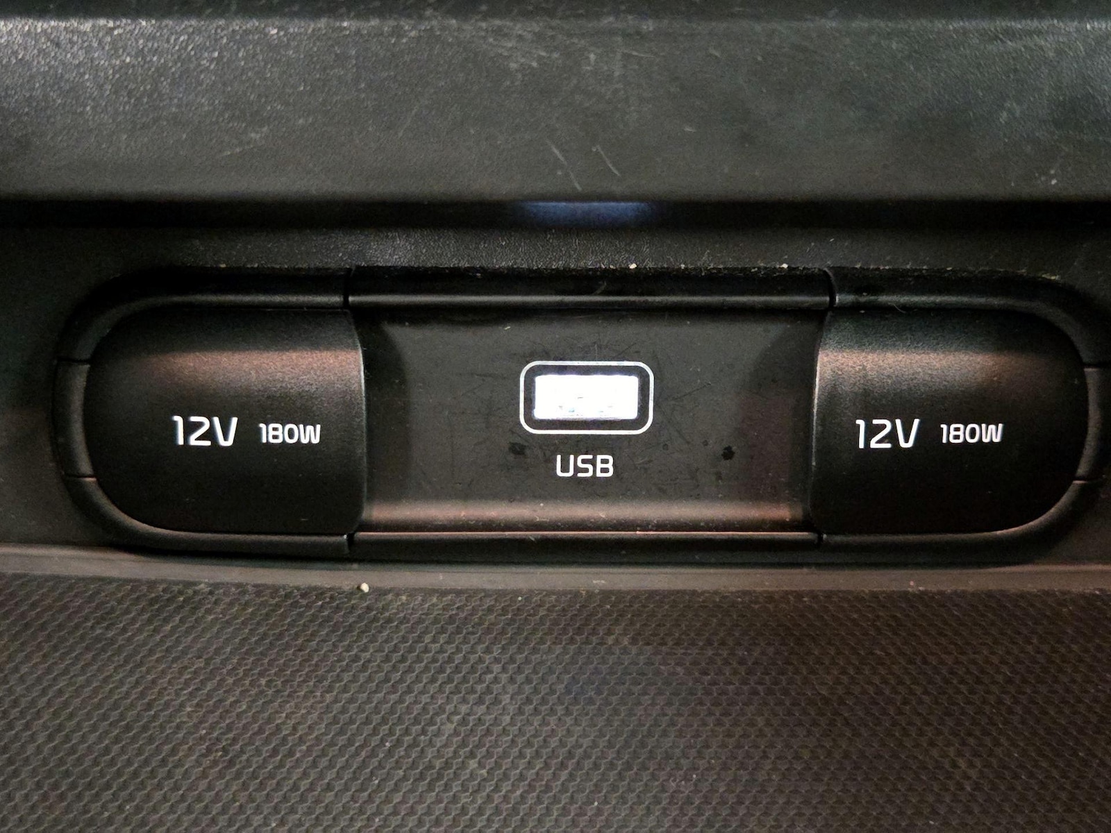 2025 Kia Soul LX - Photo 19