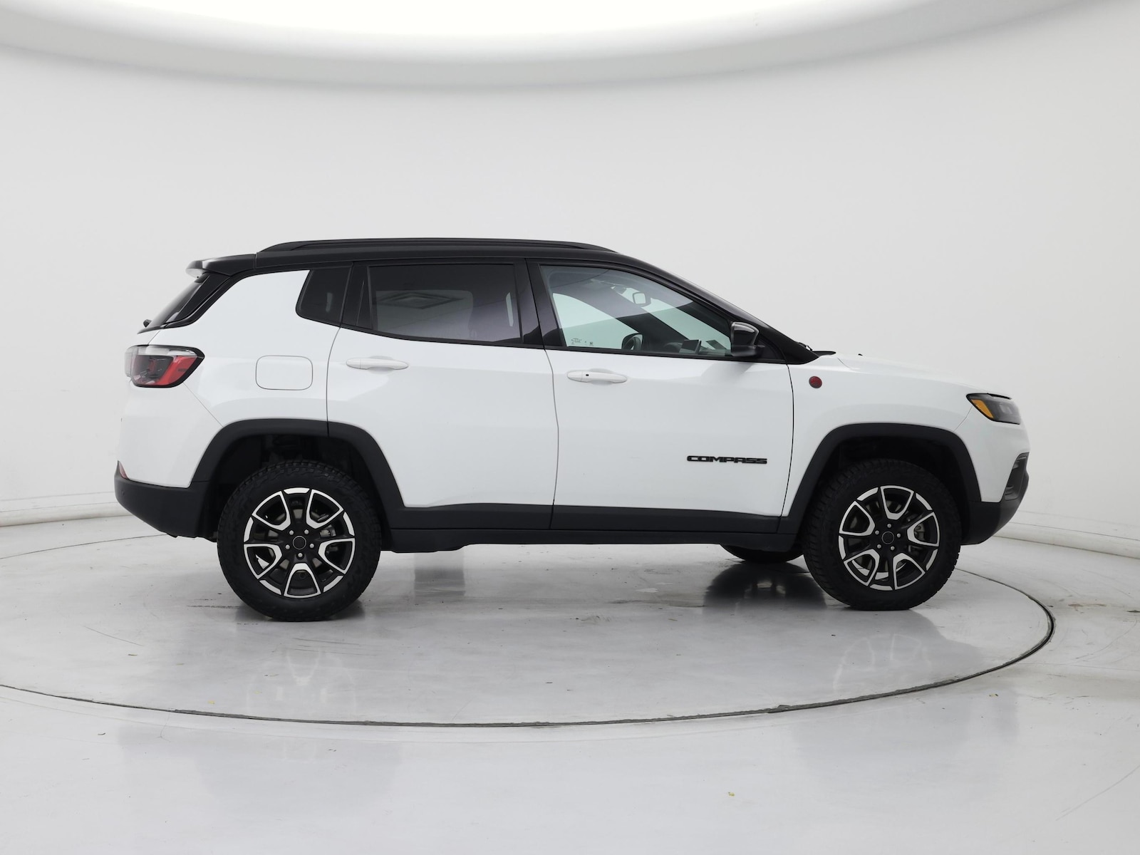 2025 Jeep Compass Trailhawk - Photo 8
