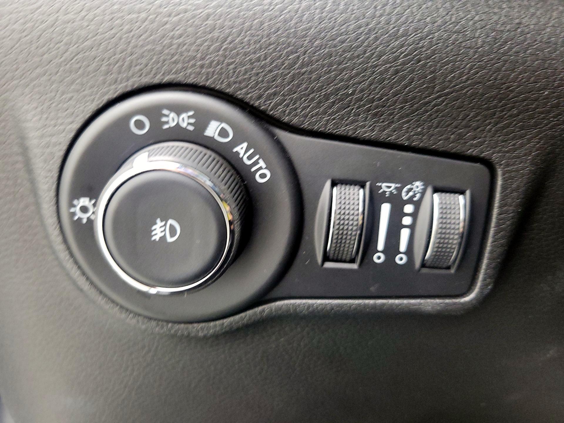 Thumbnail: 2025 Jeep Compass - 13
