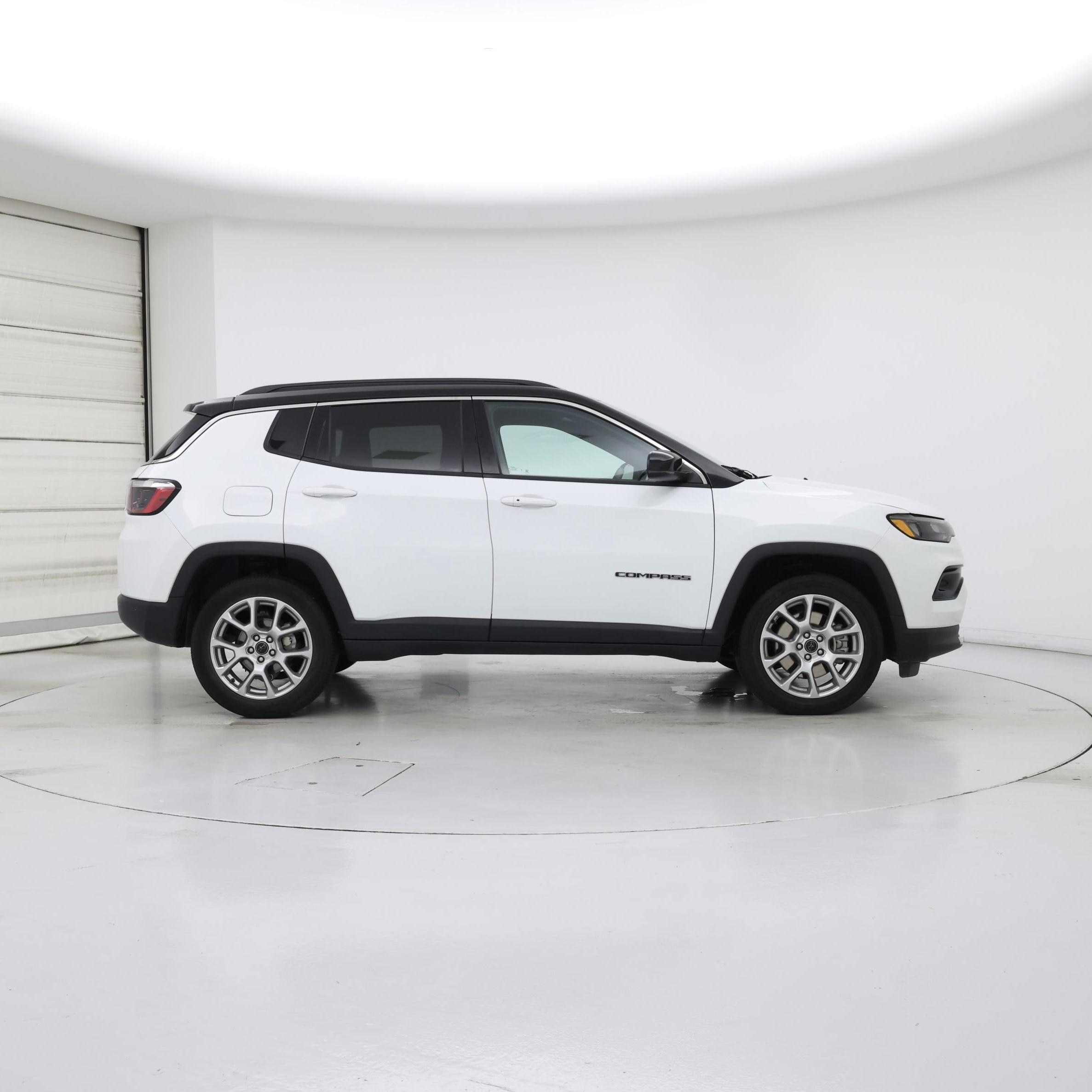 Thumbnail: 2025 Jeep Compass - 7