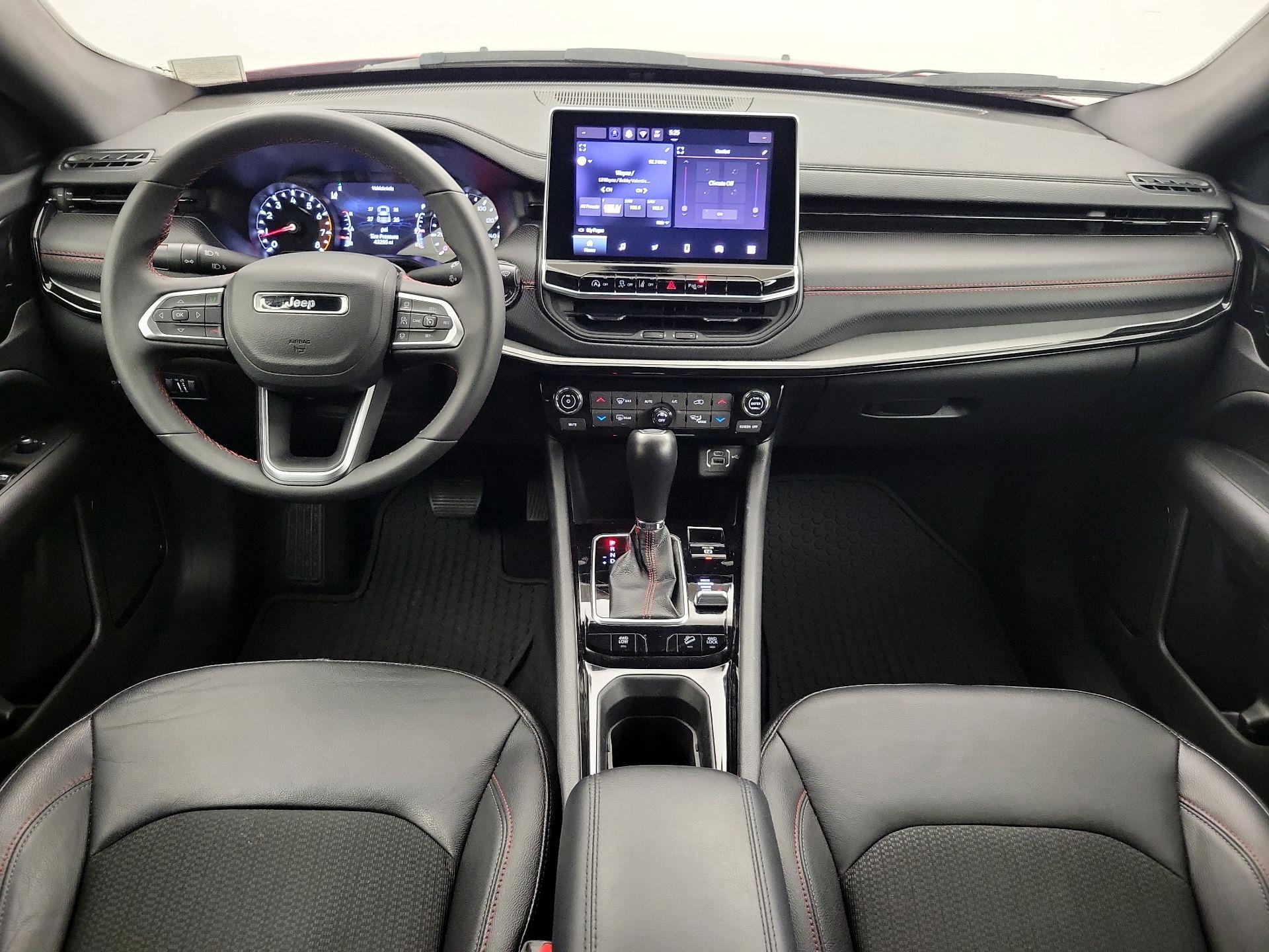 Thumbnail: 2025 Jeep Compass - 9