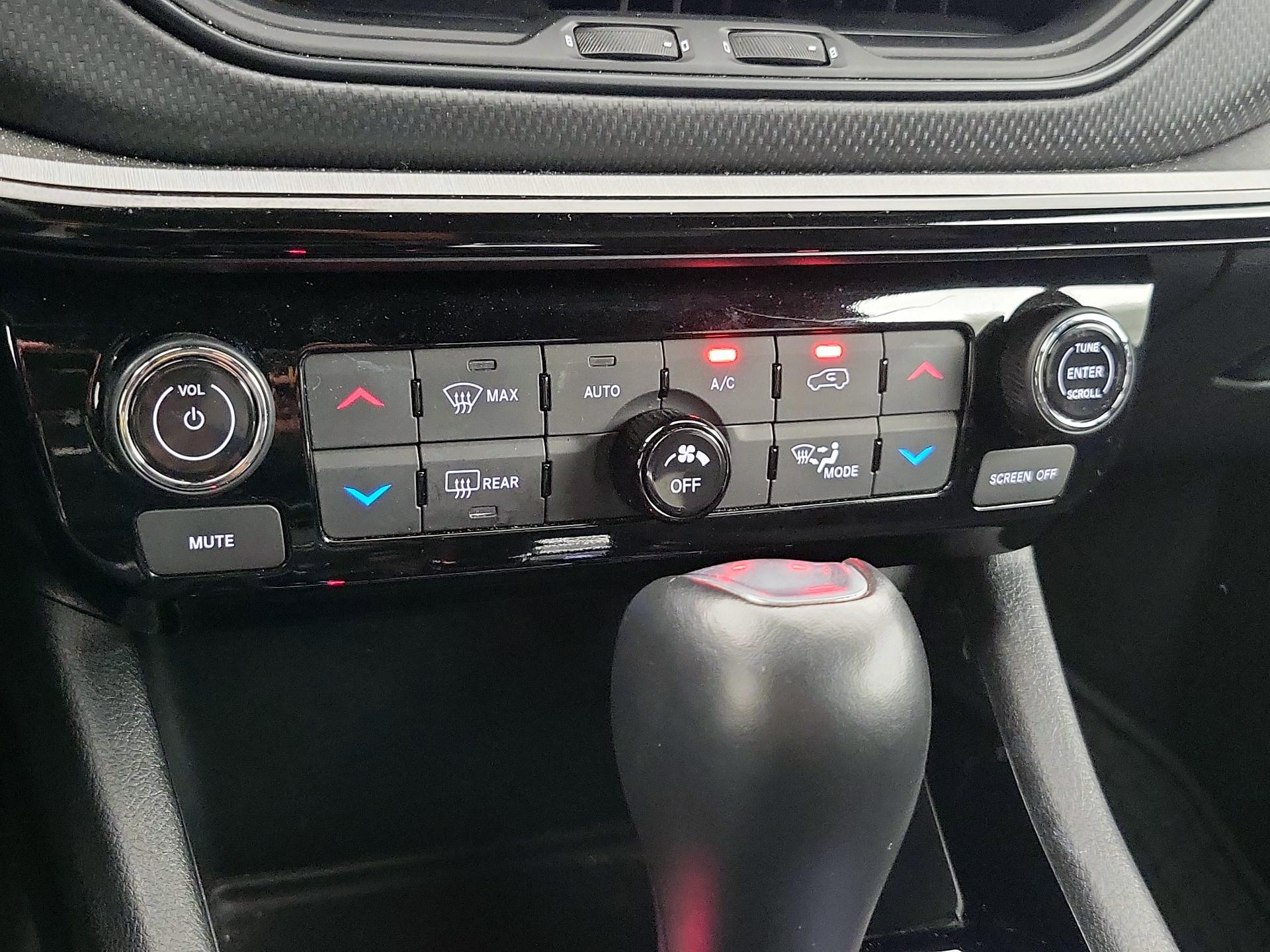 Thumbnail: 2025 Jeep Compass - 16