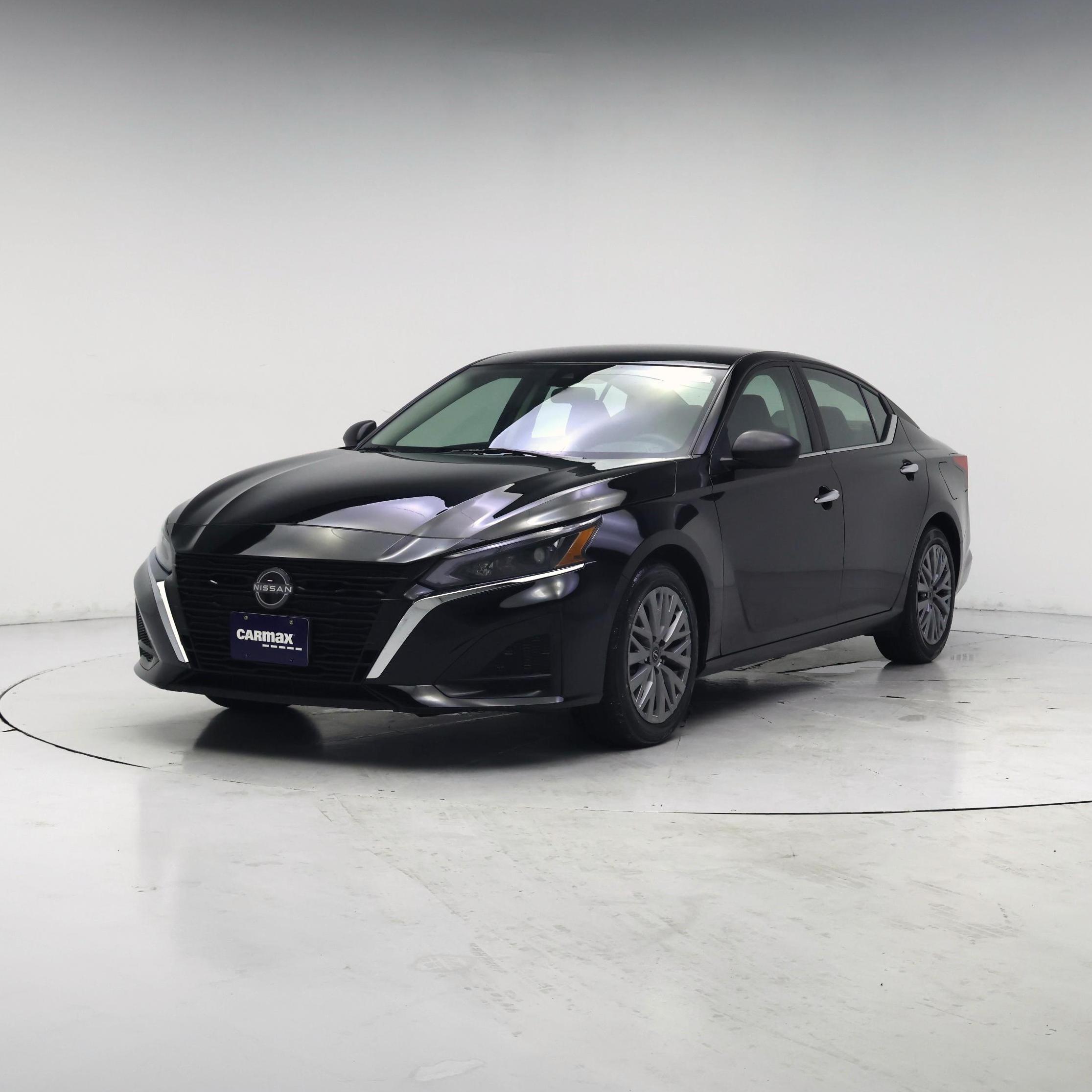 Thumbnail: 2025 Nissan Altima - 4
