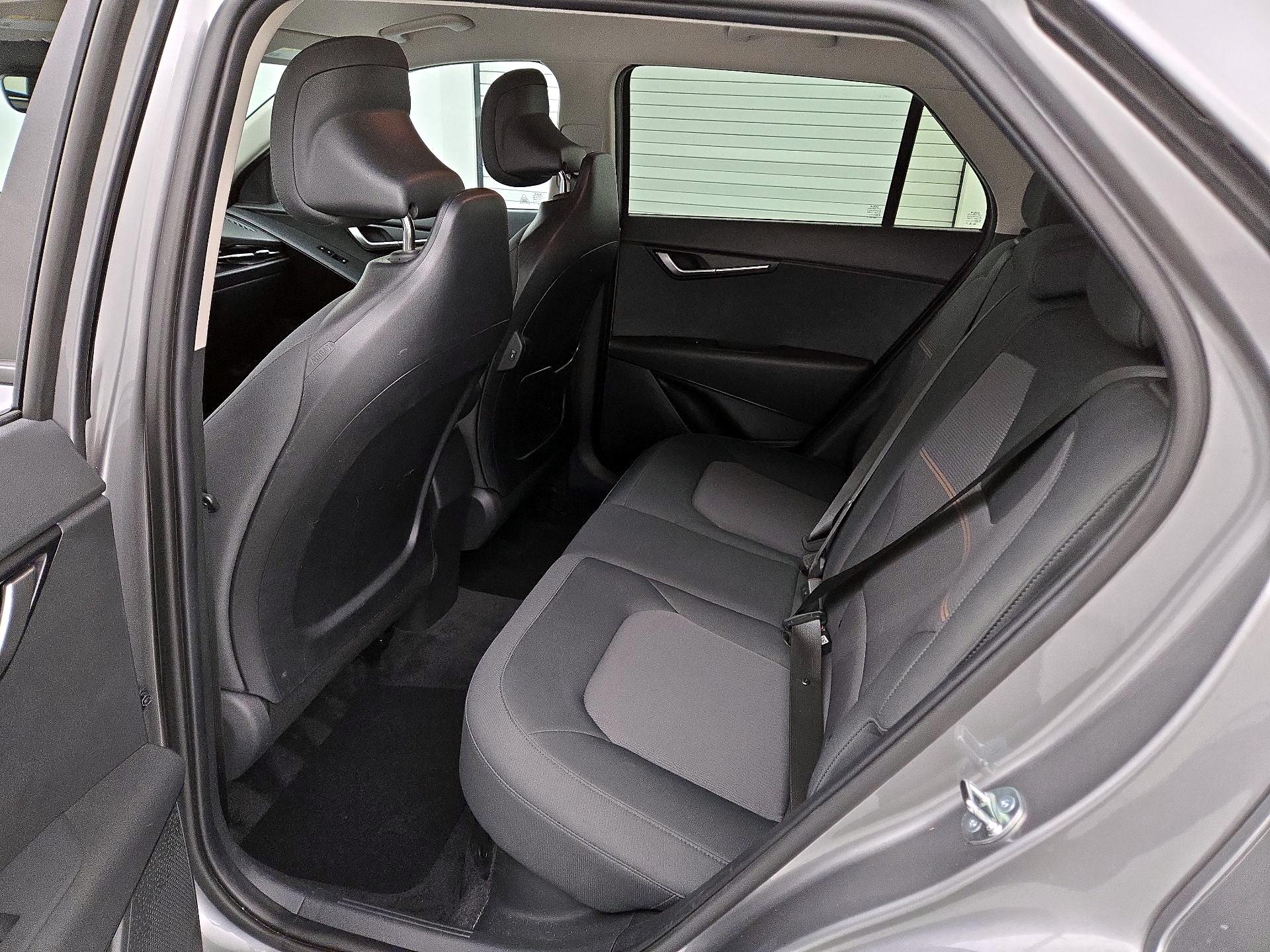 Thumbnail: 2026 Kia Niro - 19