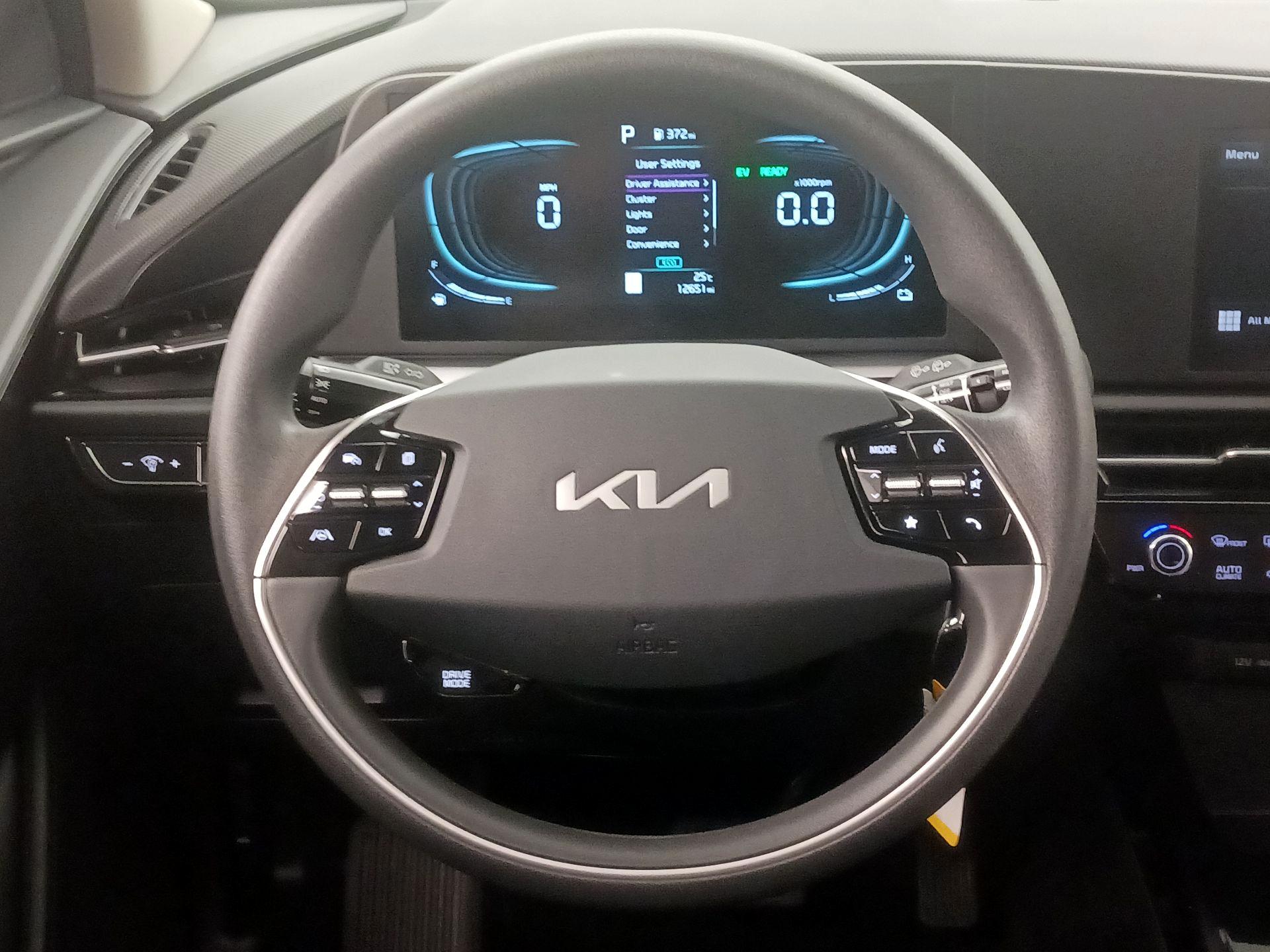 Thumbnail: 2026 Kia Niro - 10