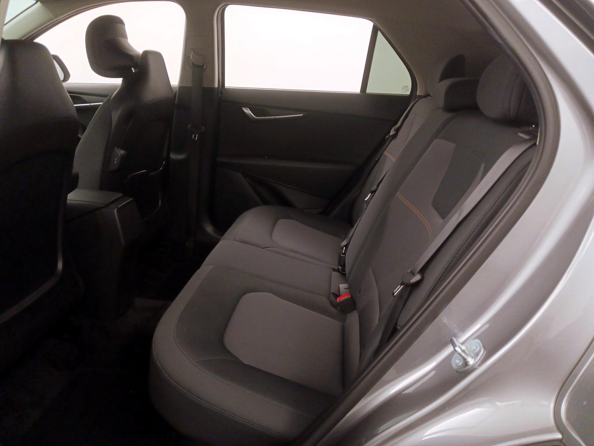 Thumbnail: 2026 Kia Niro - 19