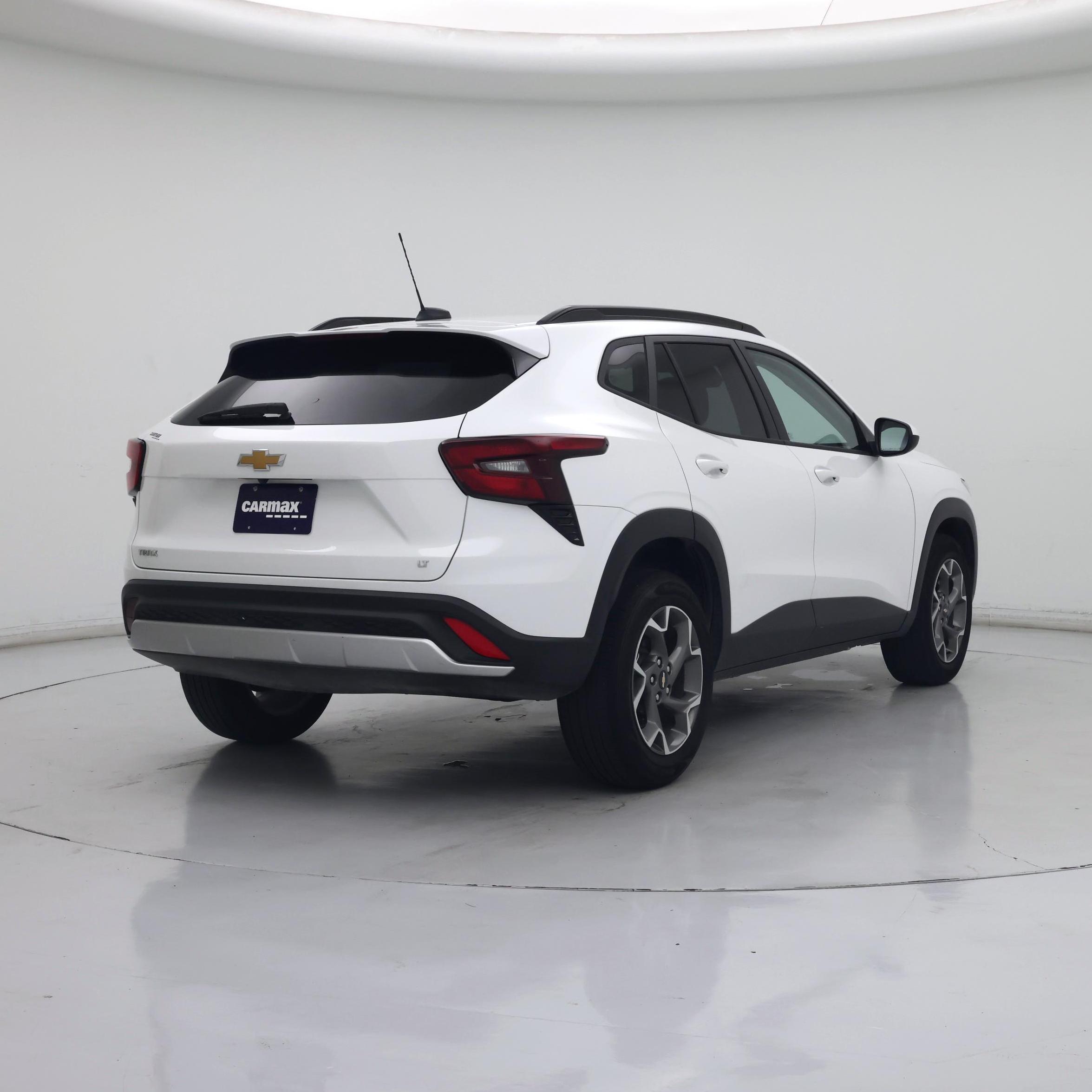 Thumbnail: 2025 Chevrolet Trax - 8