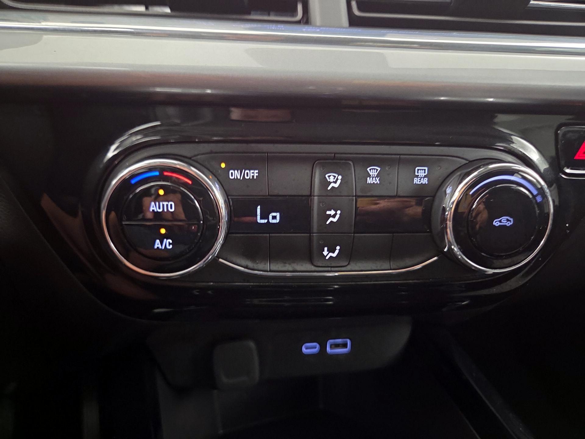 Thumbnail: 2025 Chevrolet Trax - 16