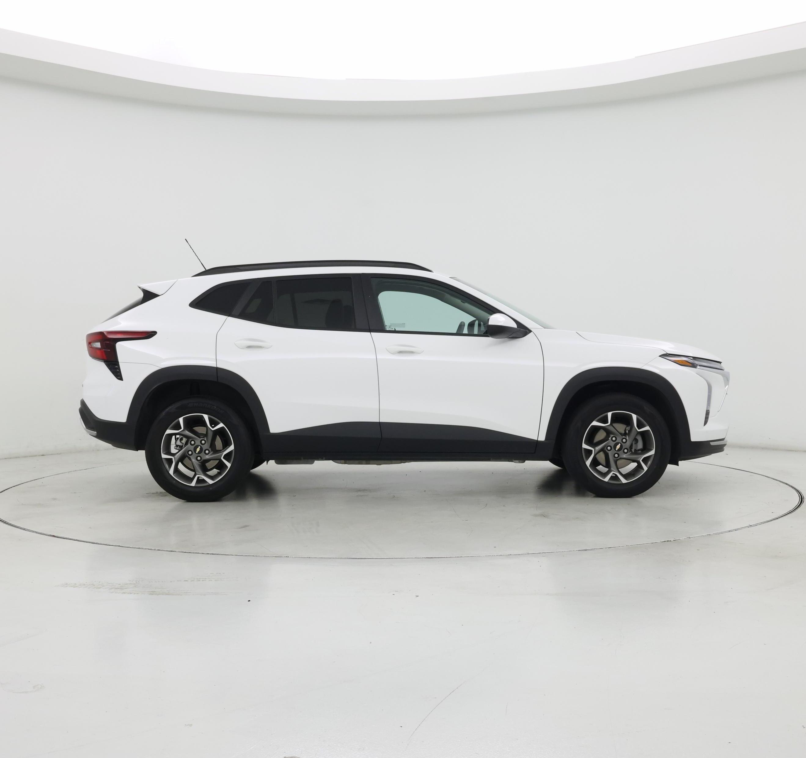 Thumbnail: 2025 Chevrolet Trax - 7