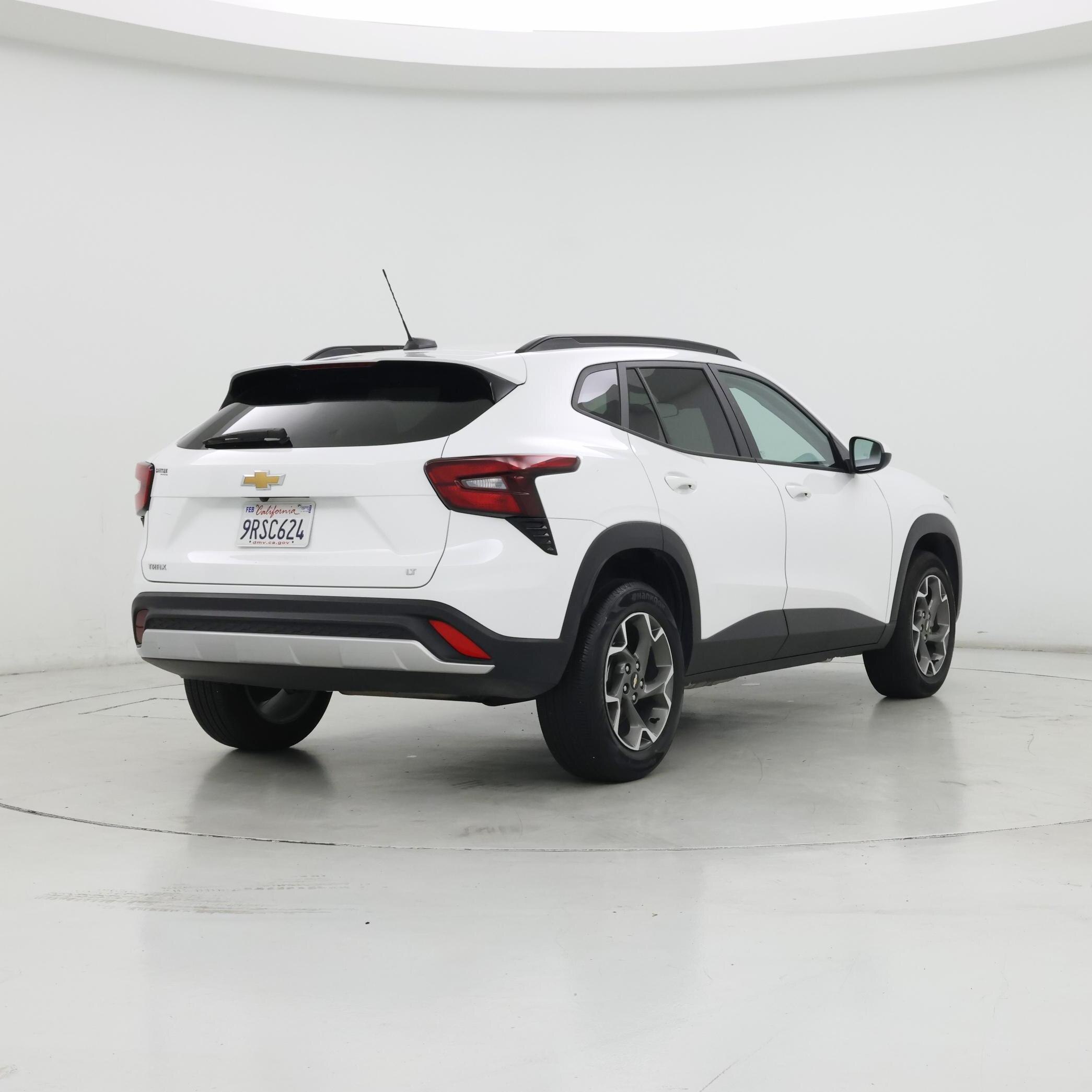 Thumbnail: 2025 Chevrolet Trax - 8