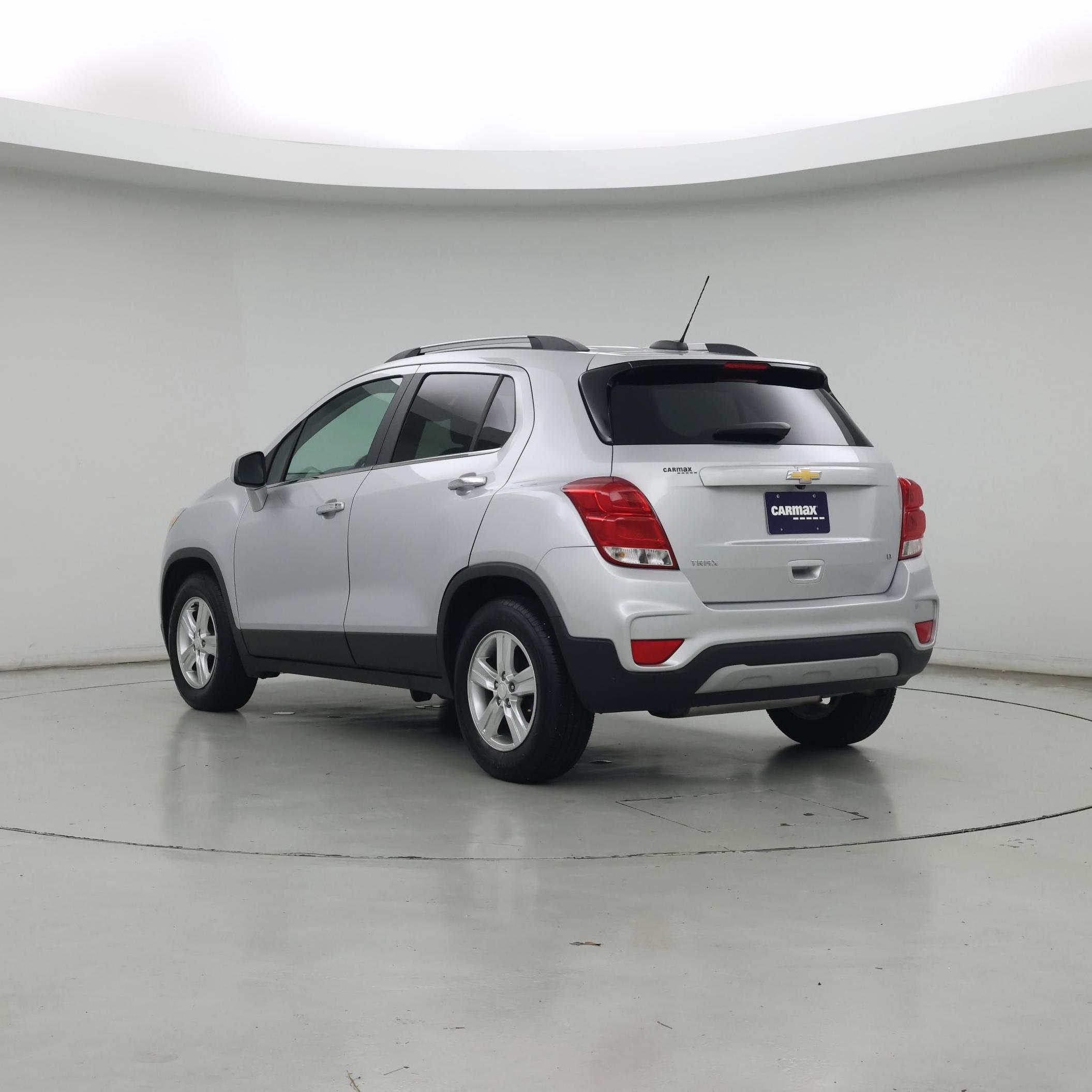 Thumbnail: 2020 Chevrolet Trax - 2