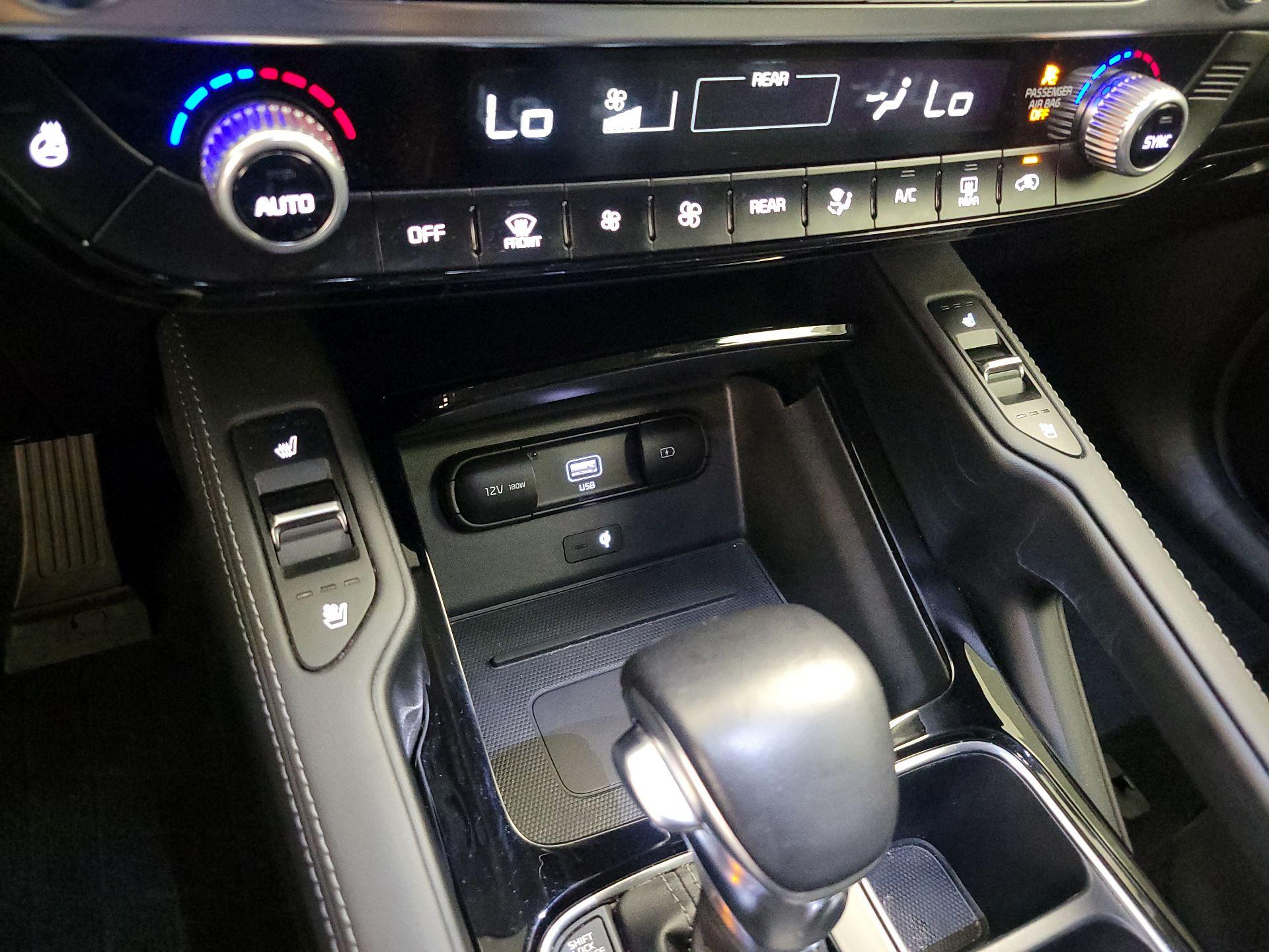 Thumbnail: 2022 Kia Telluride - 17