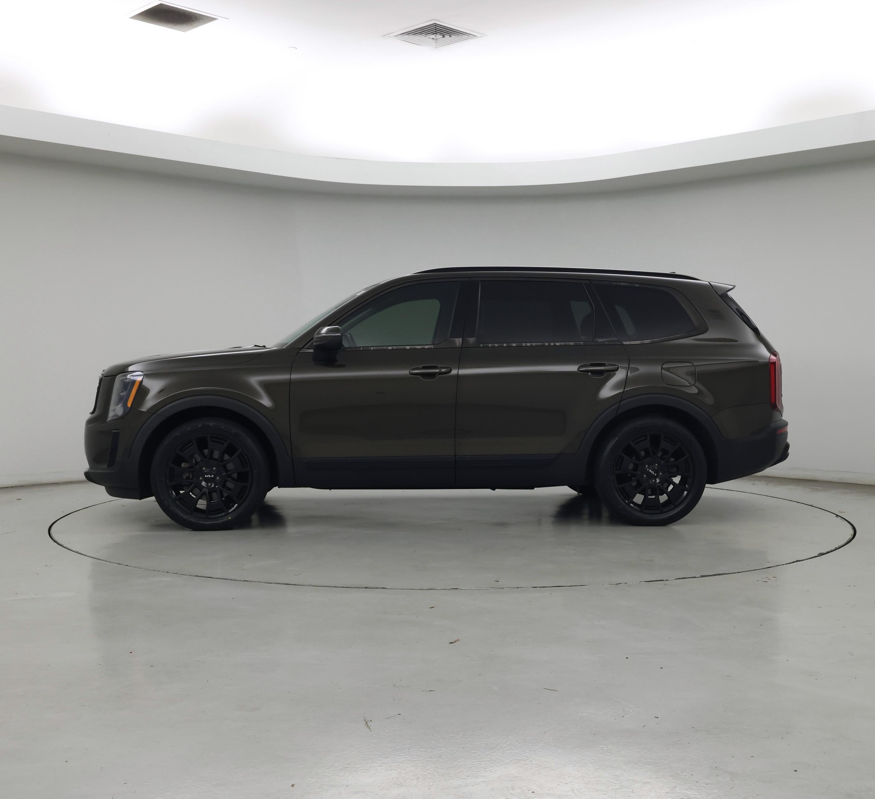 Thumbnail: 2022 Kia Telluride - 3