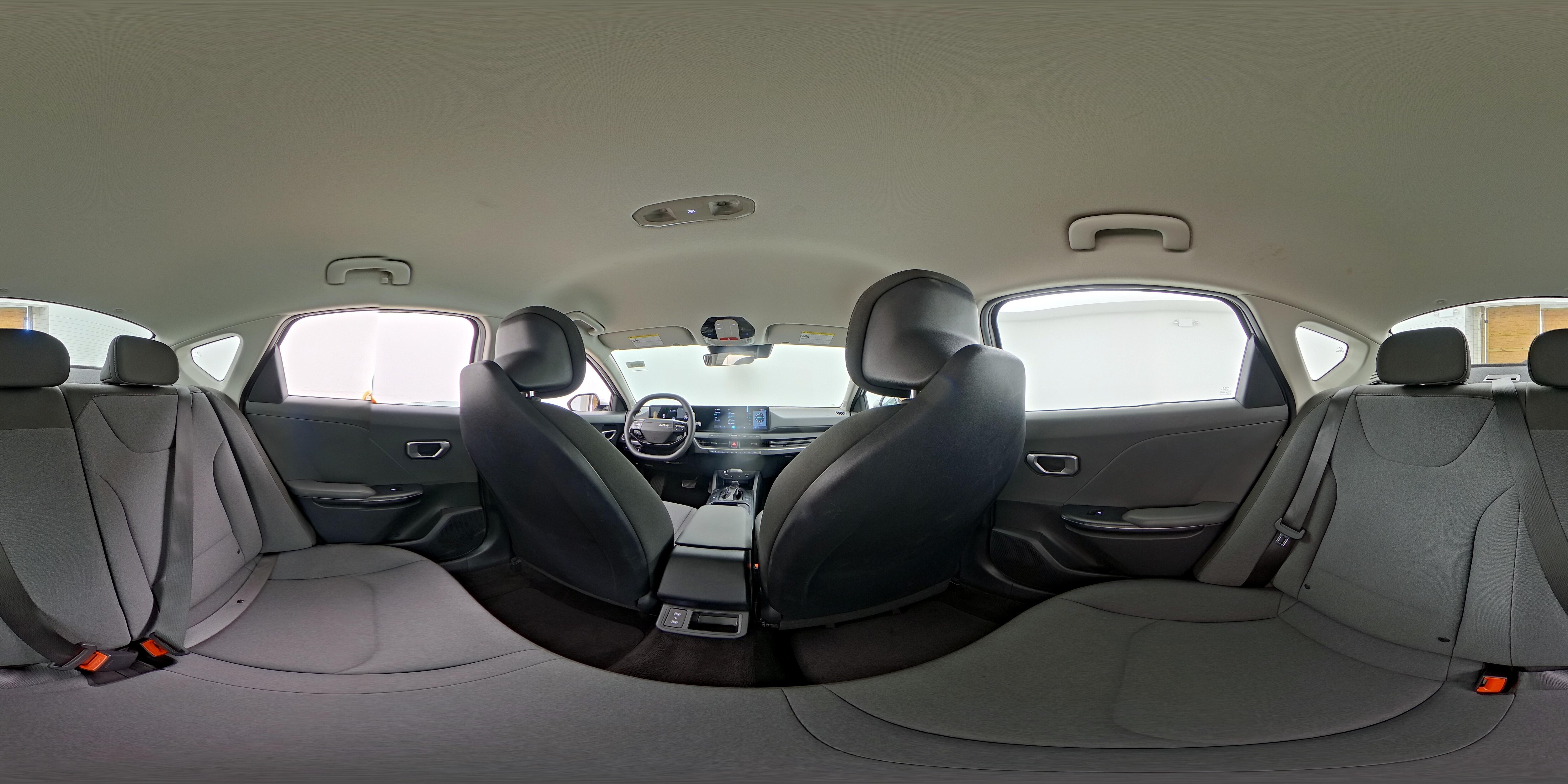 2025 Kia K4 LXS - Photo 25