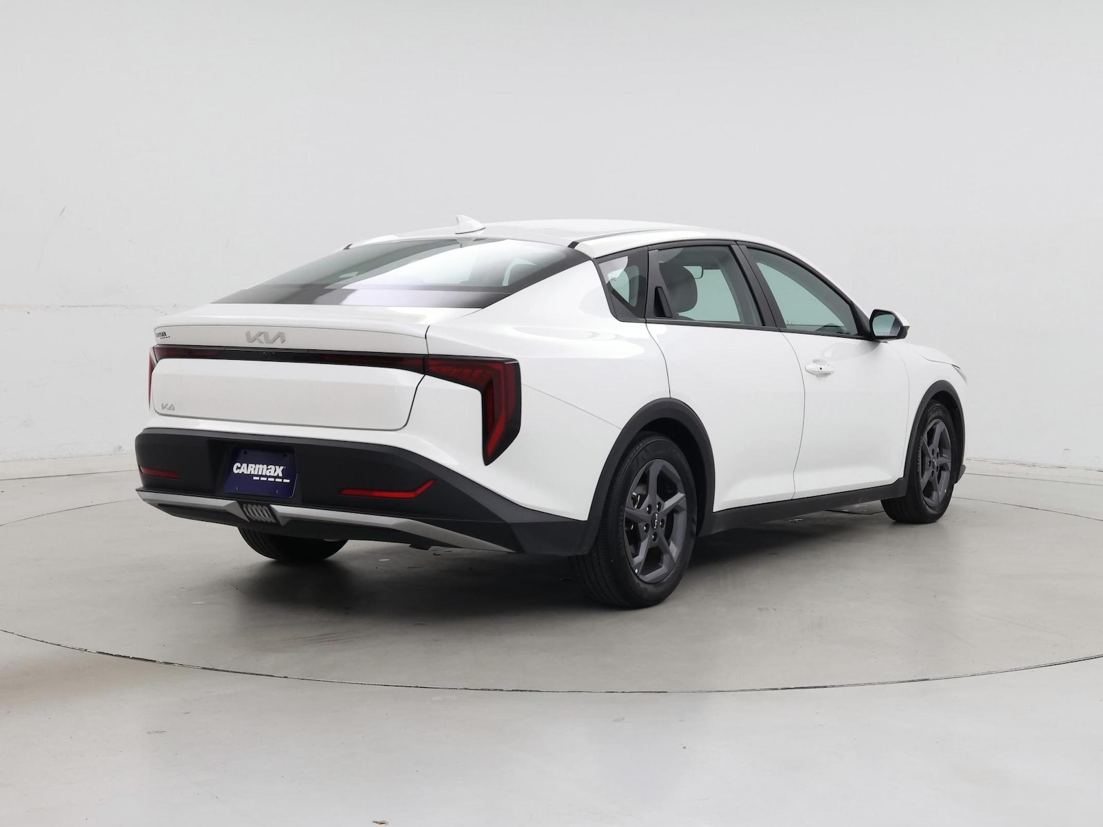 2025 Kia K4 LXS - Photo 9