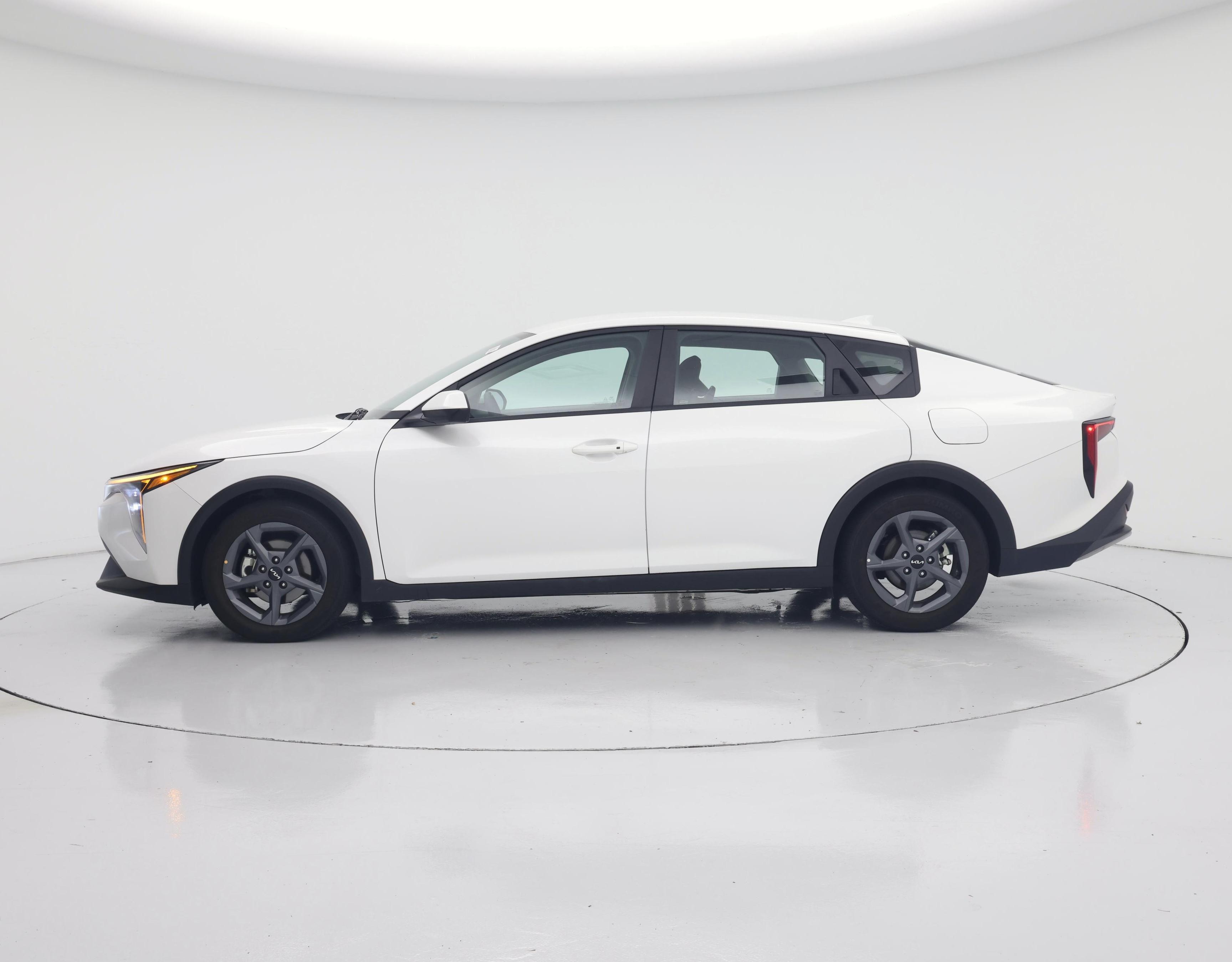 Thumbnail: 2025 Kia K4 - 3