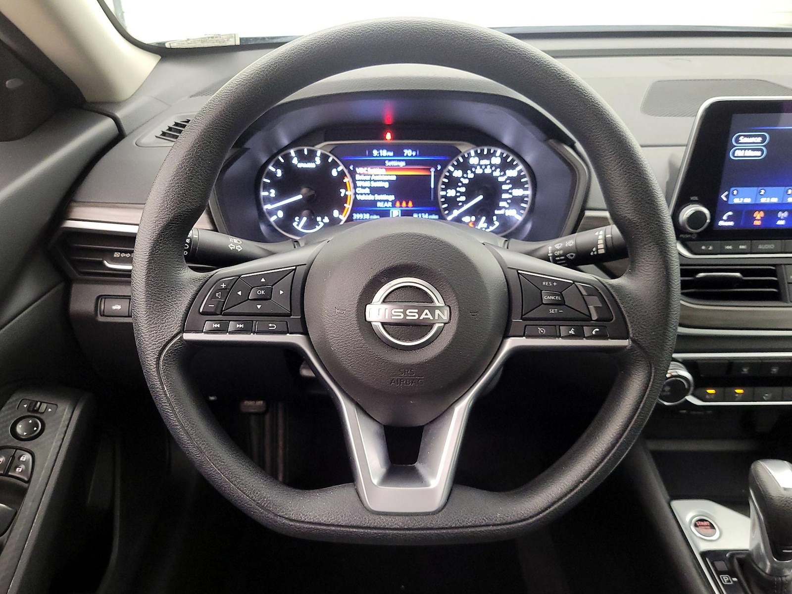 2025 Nissan Altima SV - Photo 11