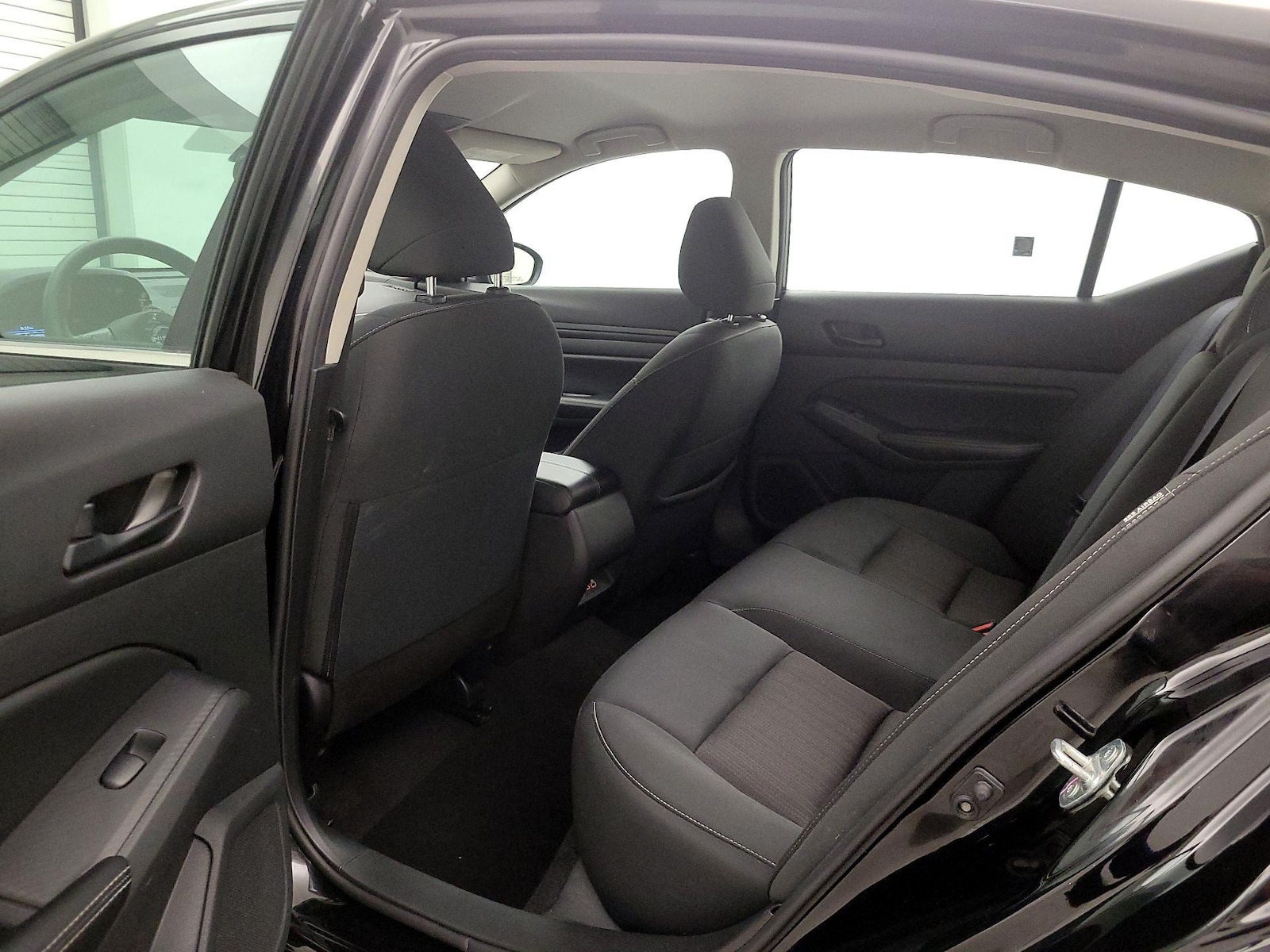 2025 Nissan Altima SV - Photo 20