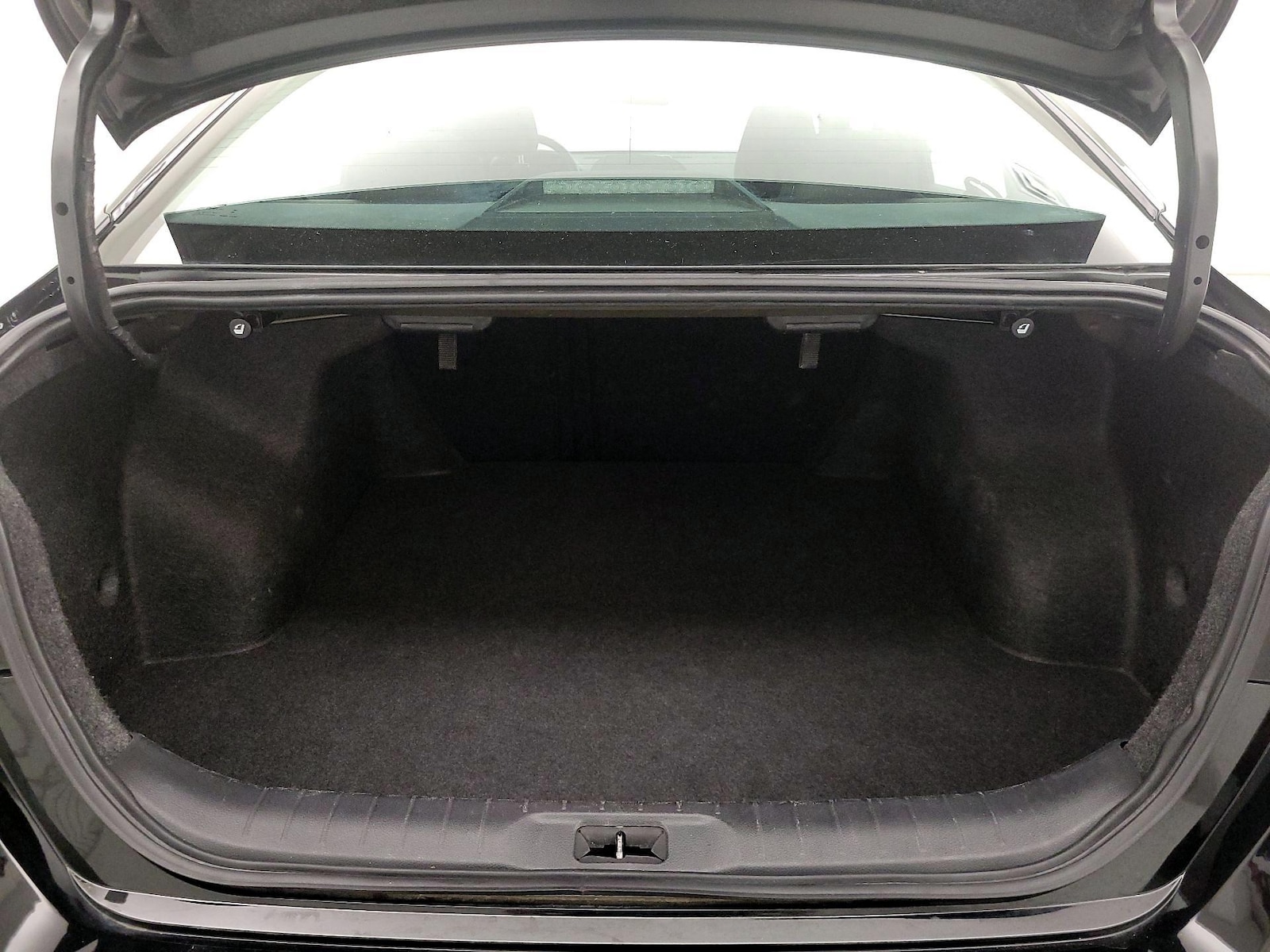 2025 Nissan Altima SV - Photo 21