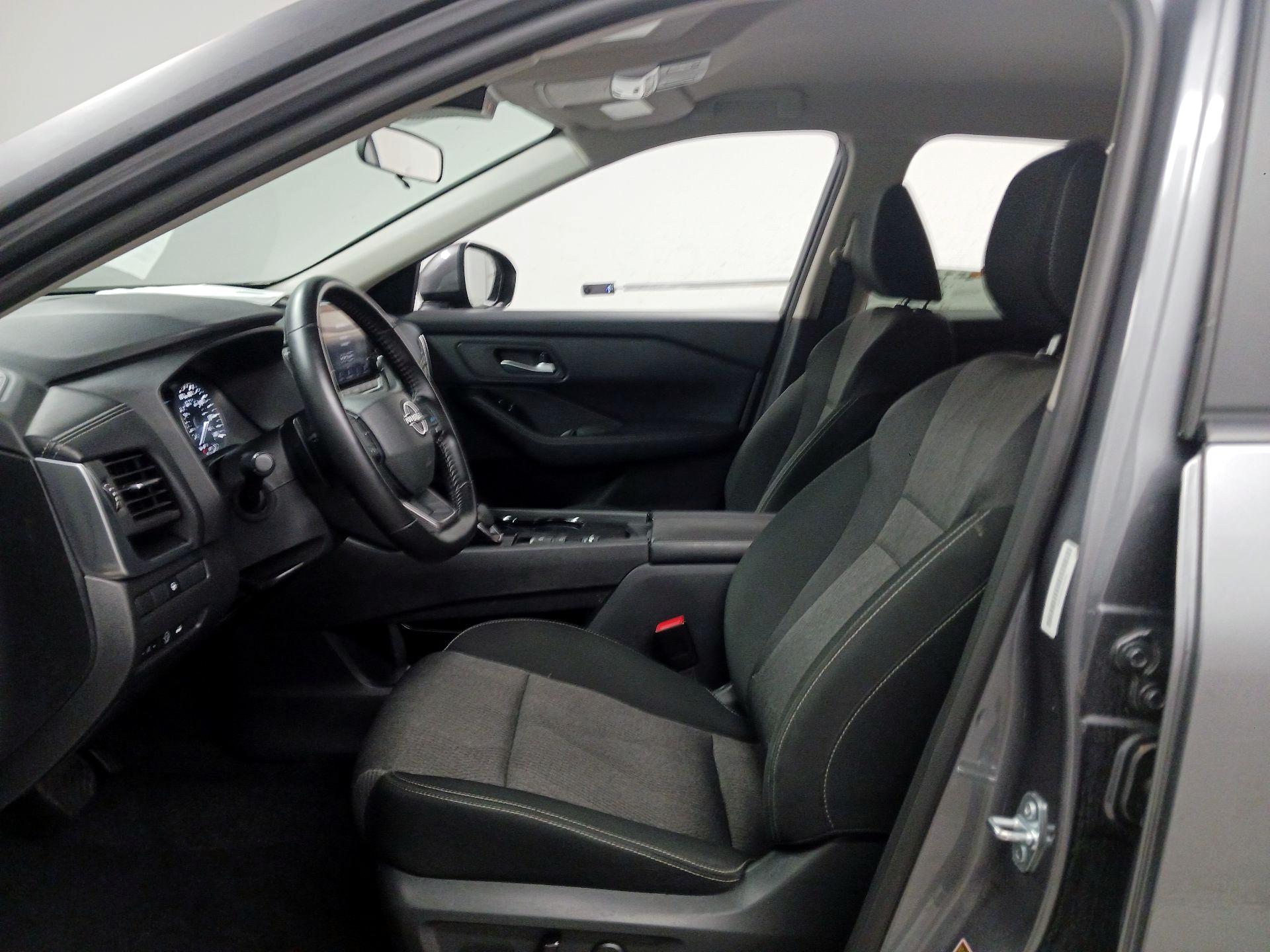 Thumbnail: 2025 Nissan Rogue - 9
