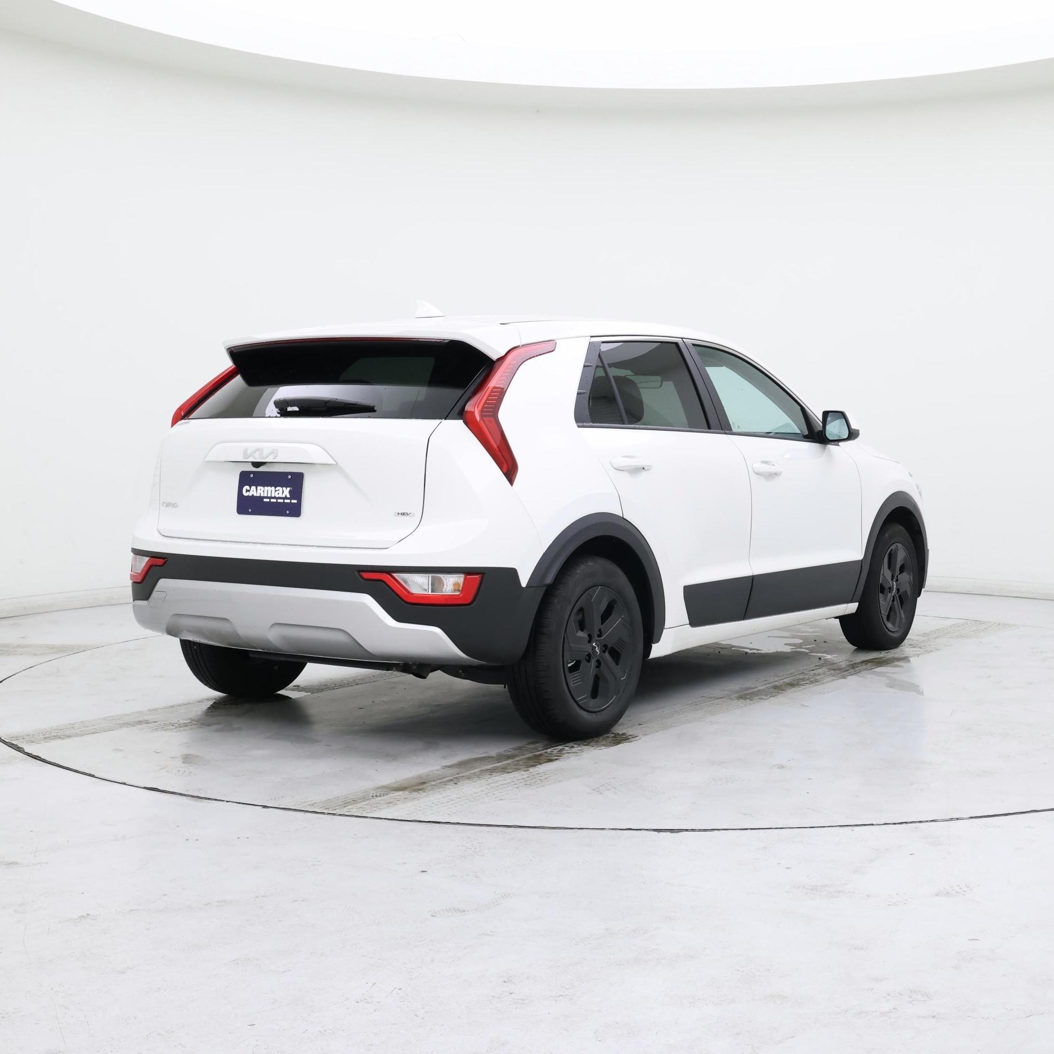 Thumbnail: 2026 Kia Niro - 8