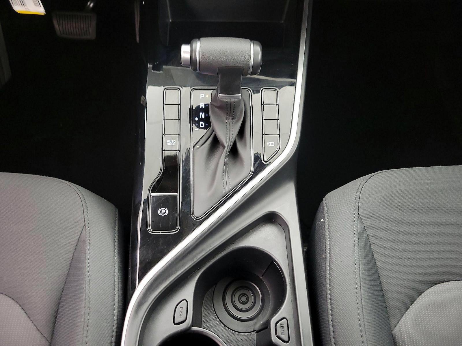 2026 Kia Niro LX - Photo 18