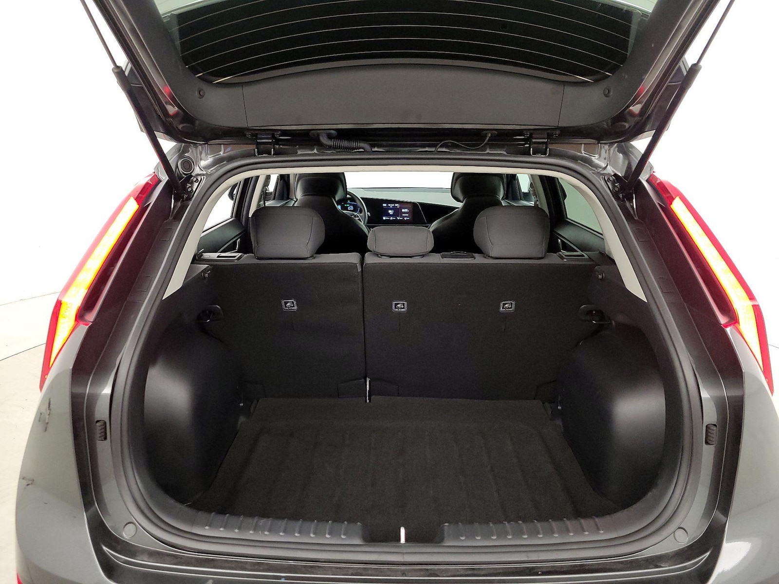 2026 Kia Niro LX - Photo 21