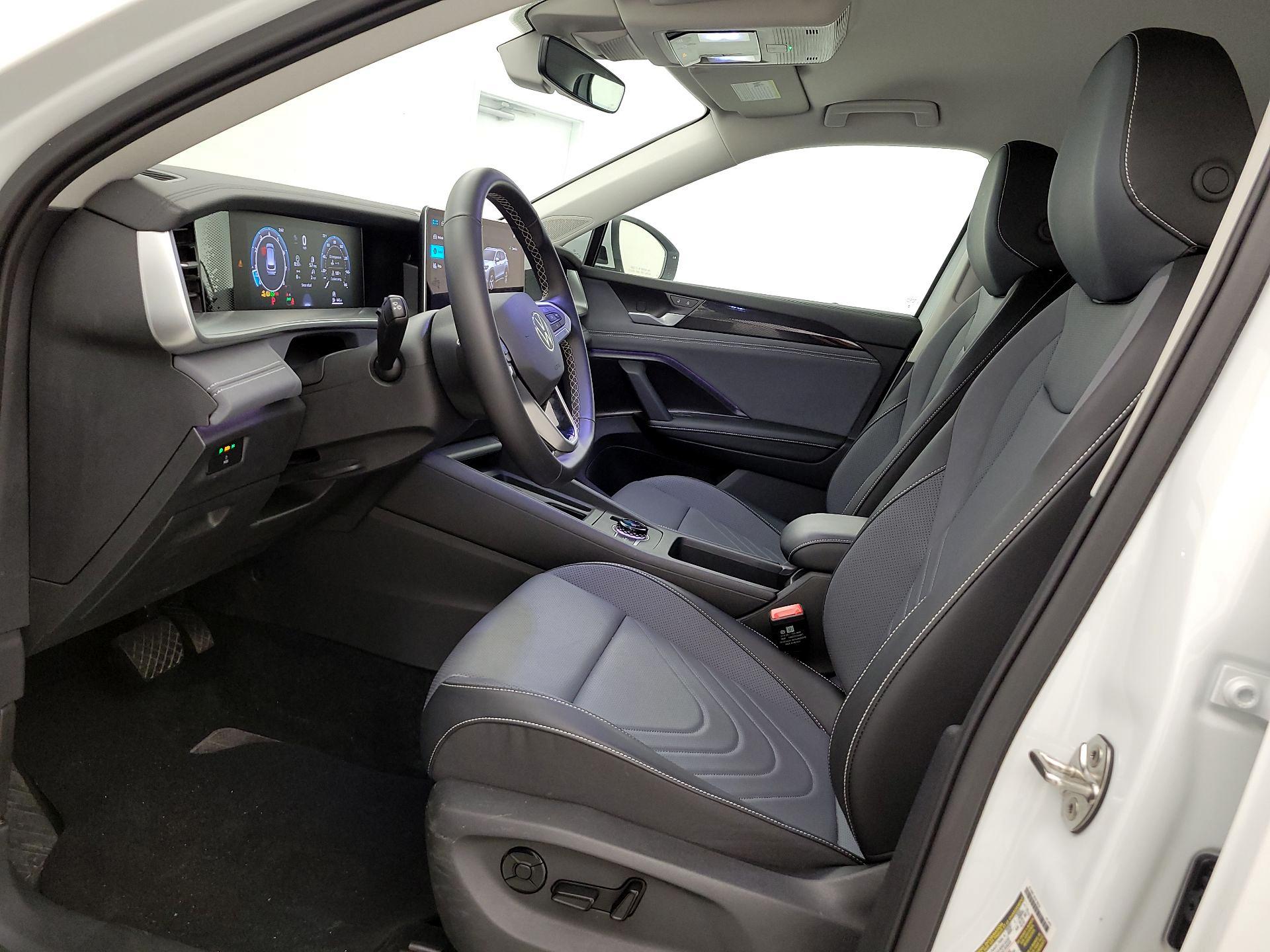 Thumbnail: 2026 Volkswagen Tiguan - 11
