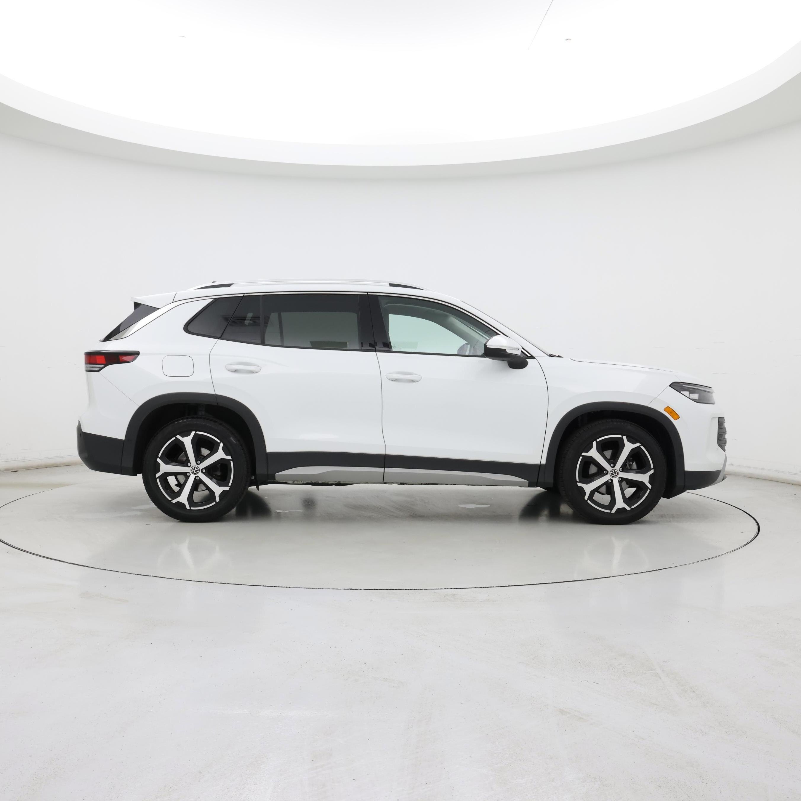 Thumbnail: 2026 Volkswagen Tiguan - 7