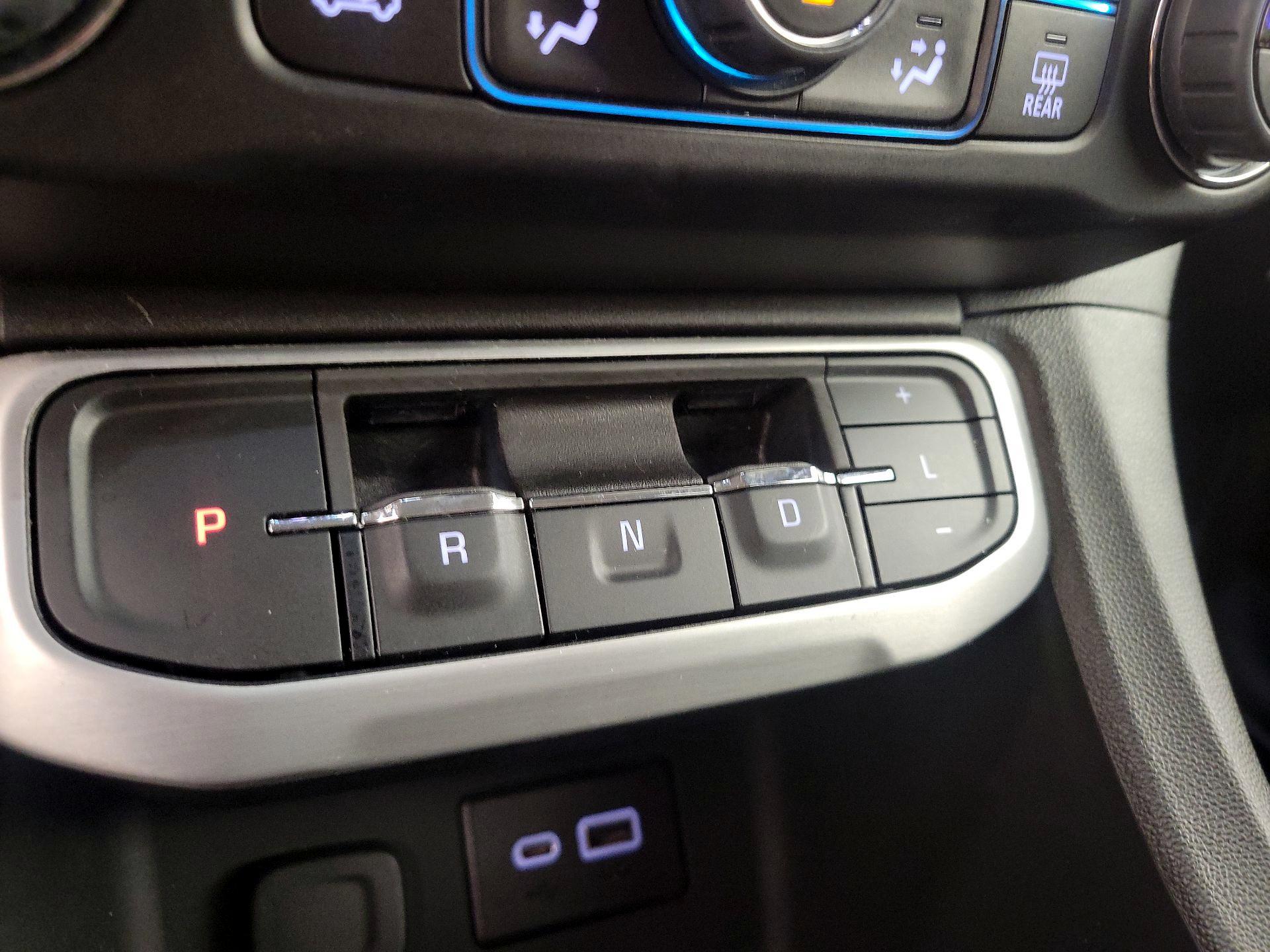 Thumbnail: 2023 GMC Acadia - 17