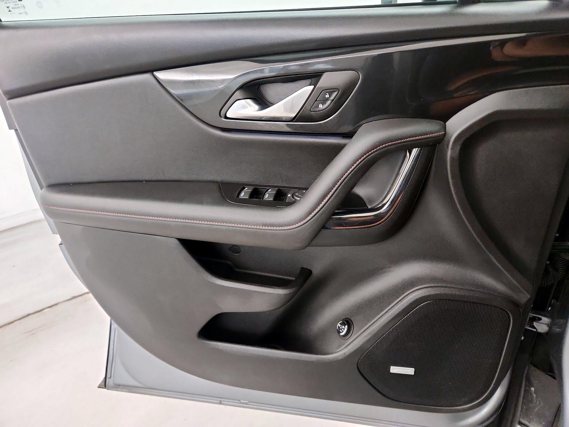 Thumbnail: 2025 Chevrolet Blazer - 12
