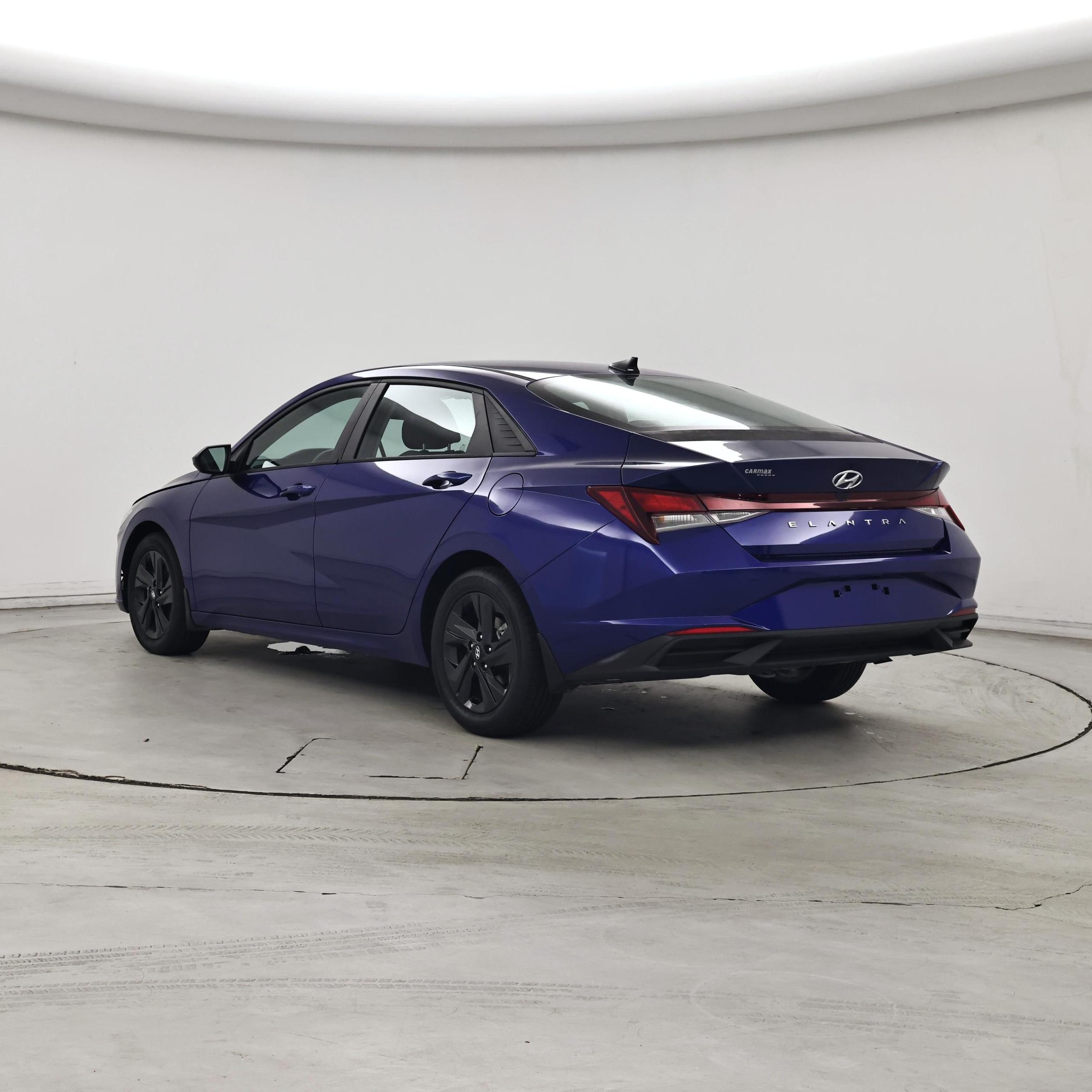 Thumbnail: 2023 Hyundai Elantra - 2