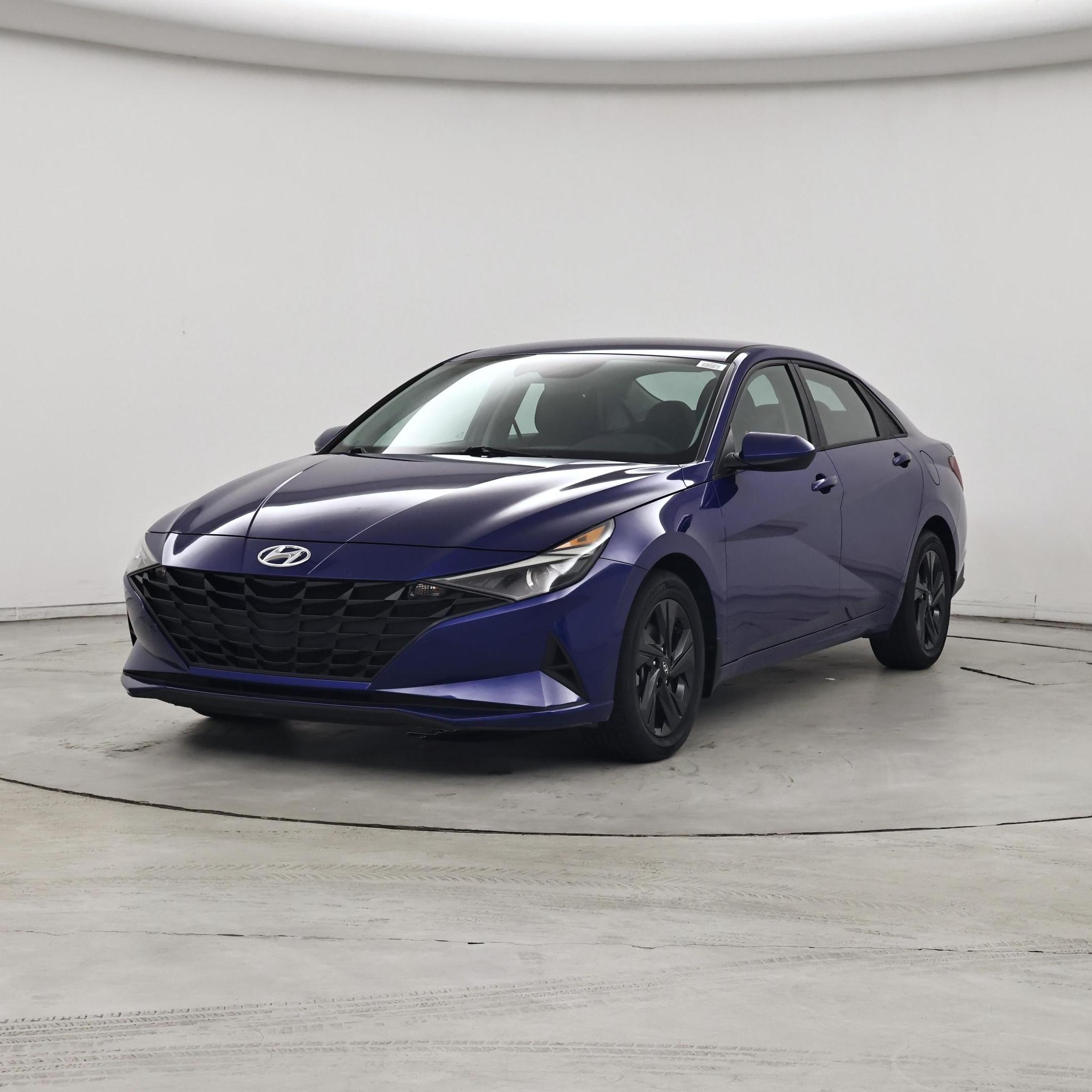 Thumbnail: 2023 Hyundai Elantra - 4