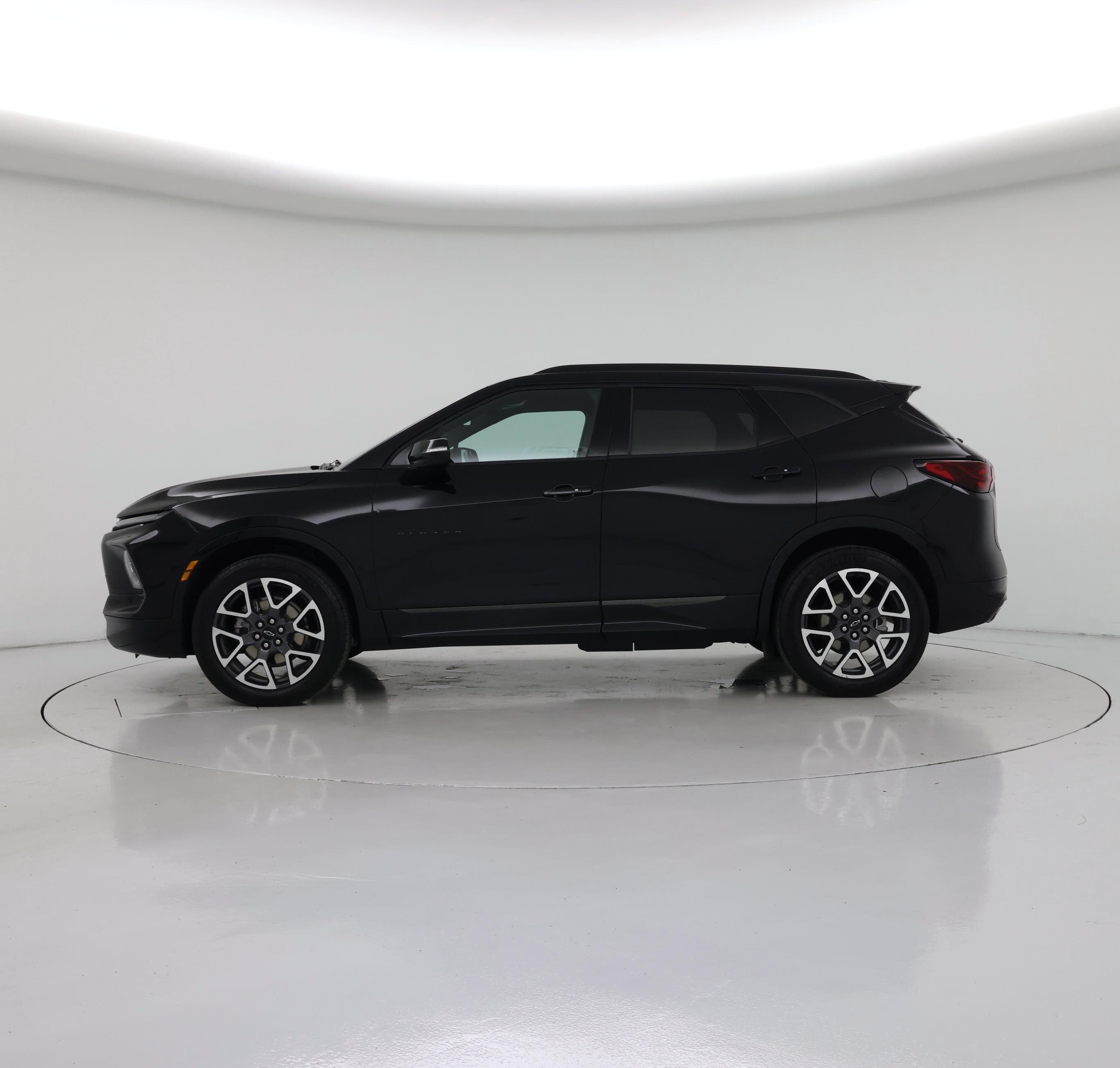 Thumbnail: 2025 Chevrolet Blazer - 3