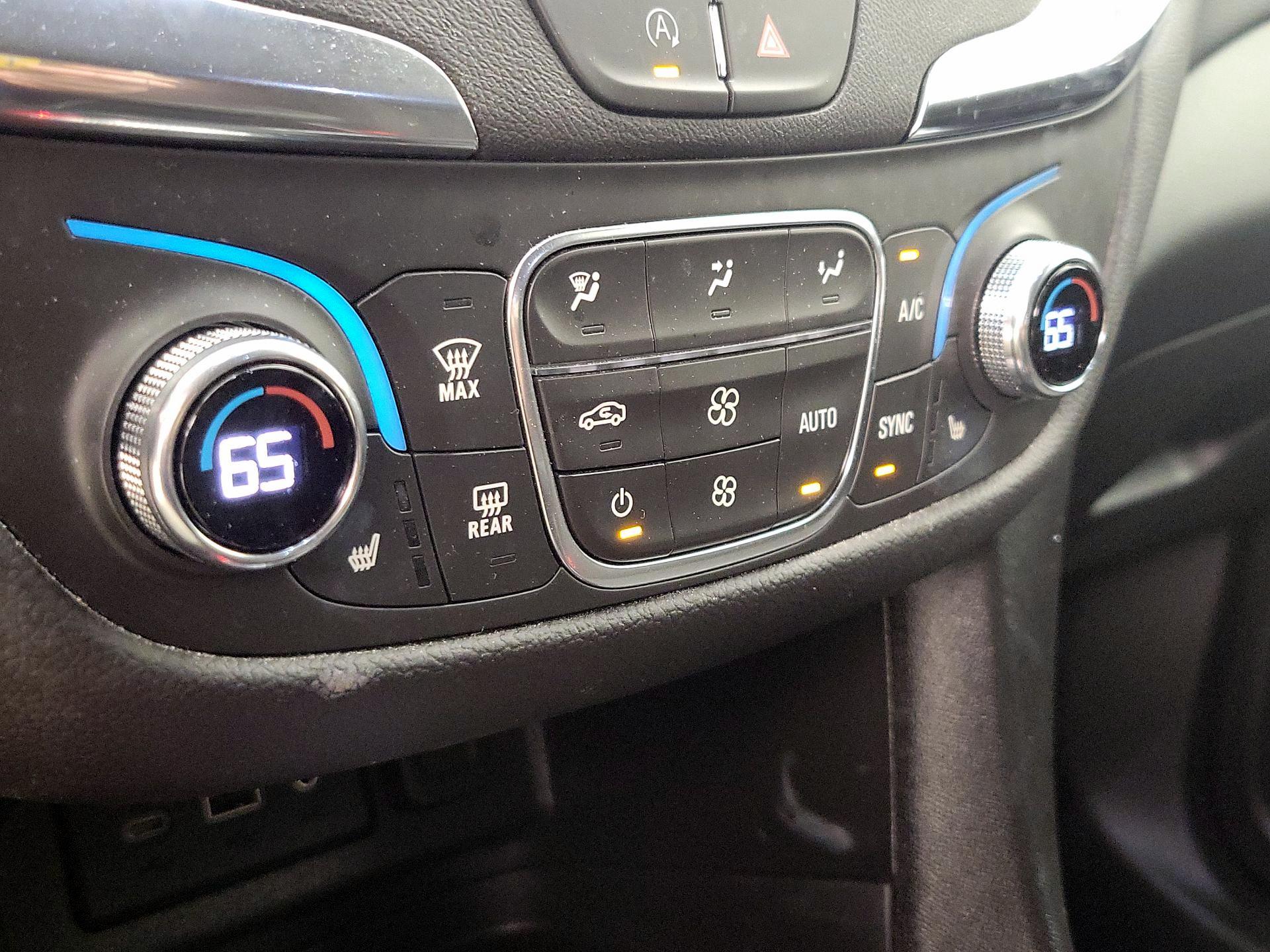 Thumbnail: 2024 Chevrolet Equinox - 16