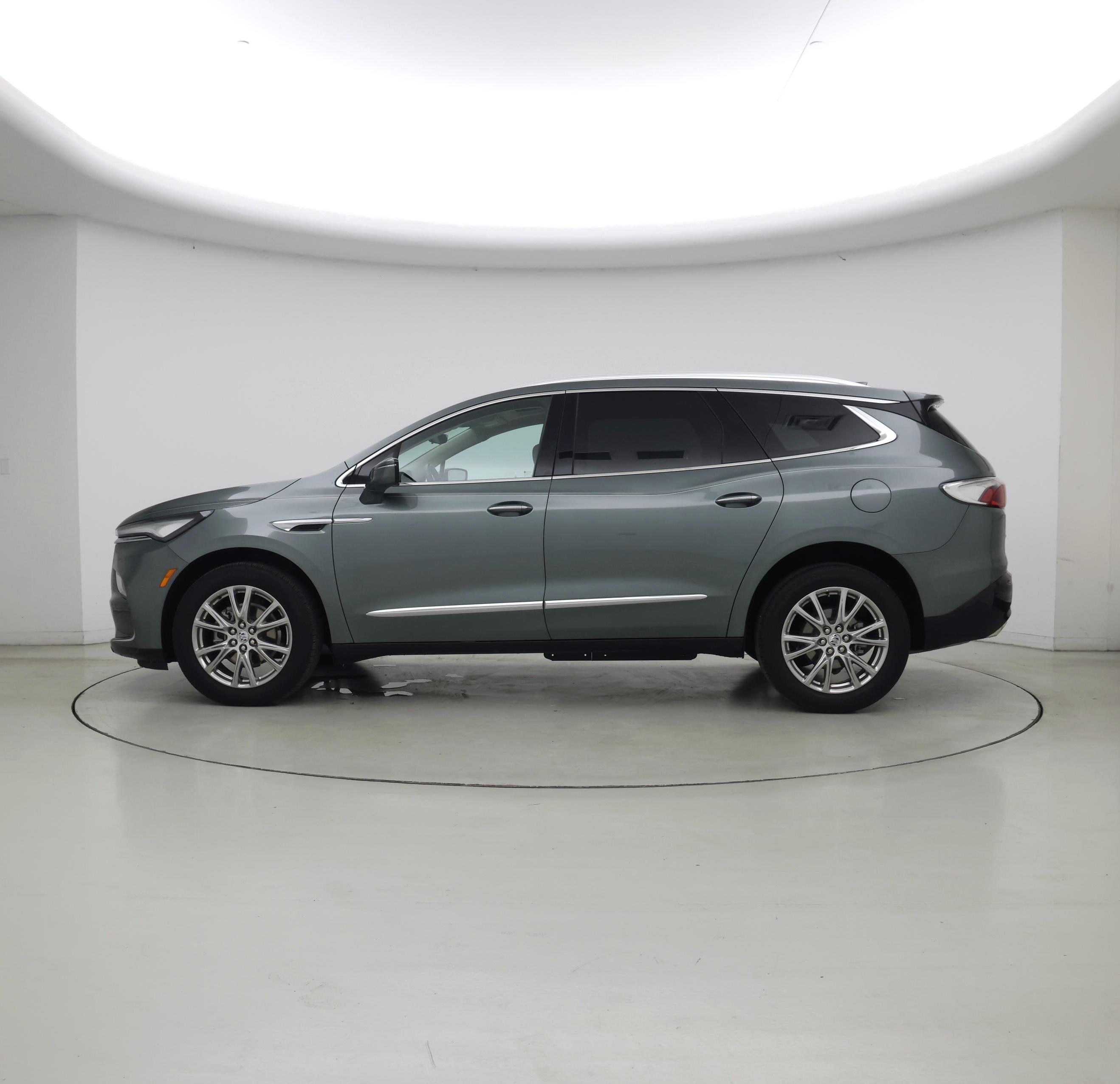 Thumbnail: 2023 Buick Enclave - 3