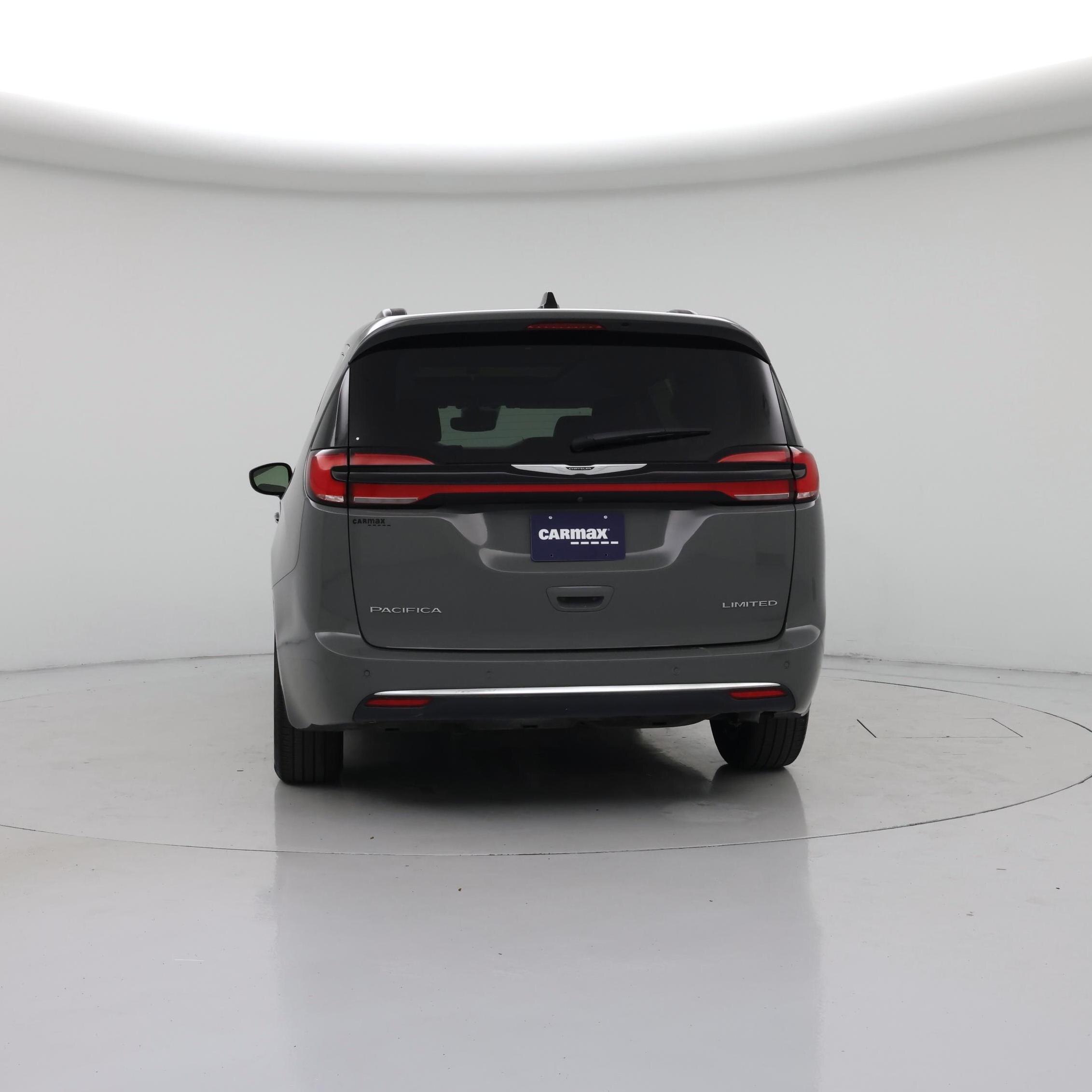 Thumbnail: 2023 Chrysler Pacifica - 6
