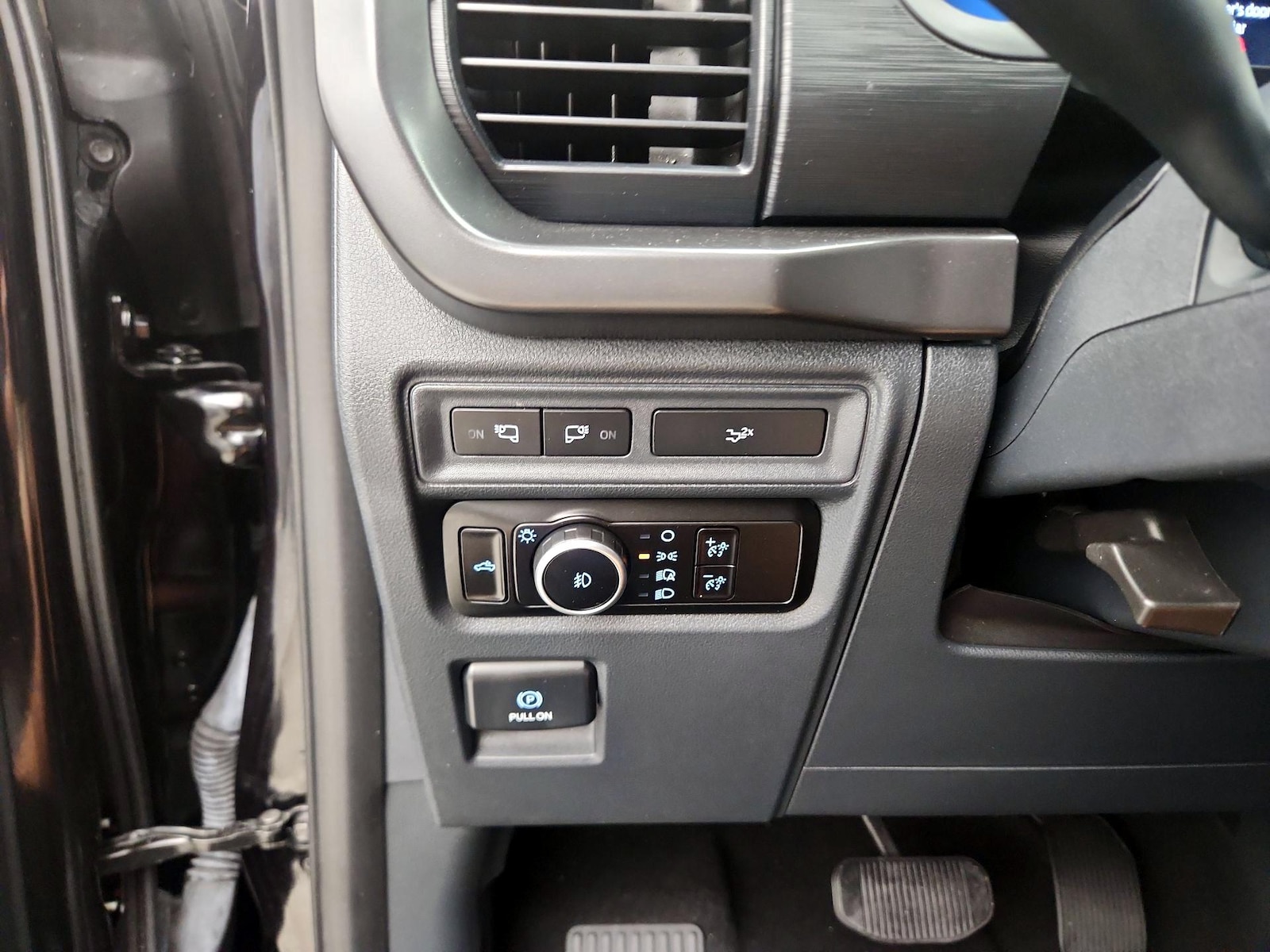 2024 Ford F-150 XLT - Photo 14