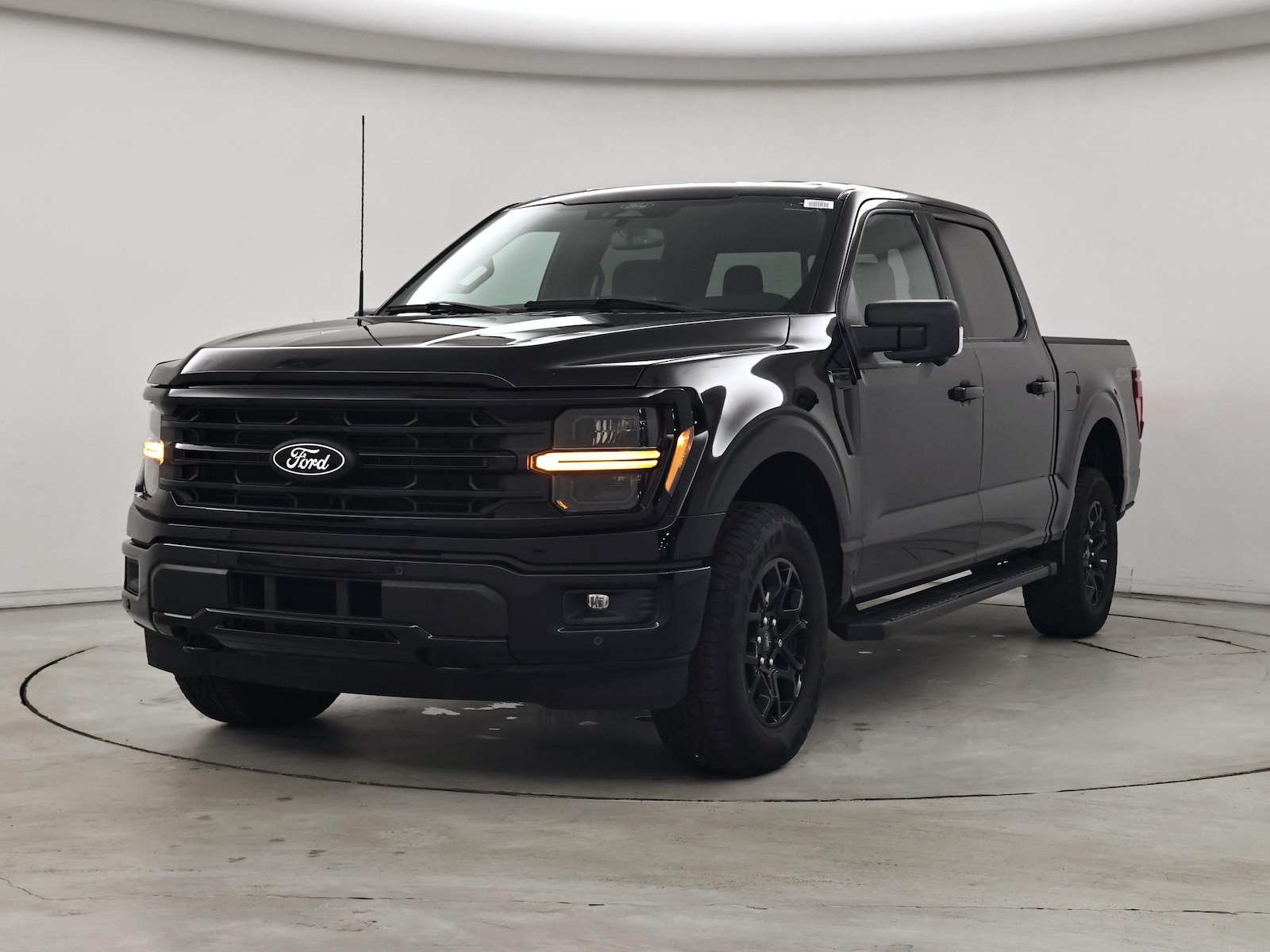2024 Ford F-150 XLT - Photo 5