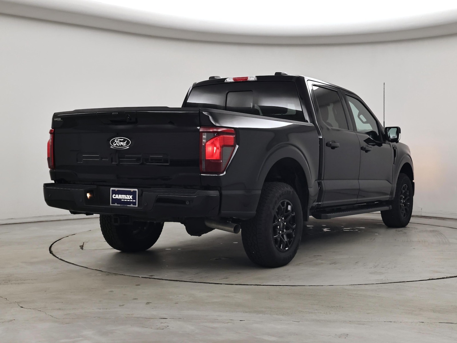 2024 Ford F-150 XLT - Photo 9