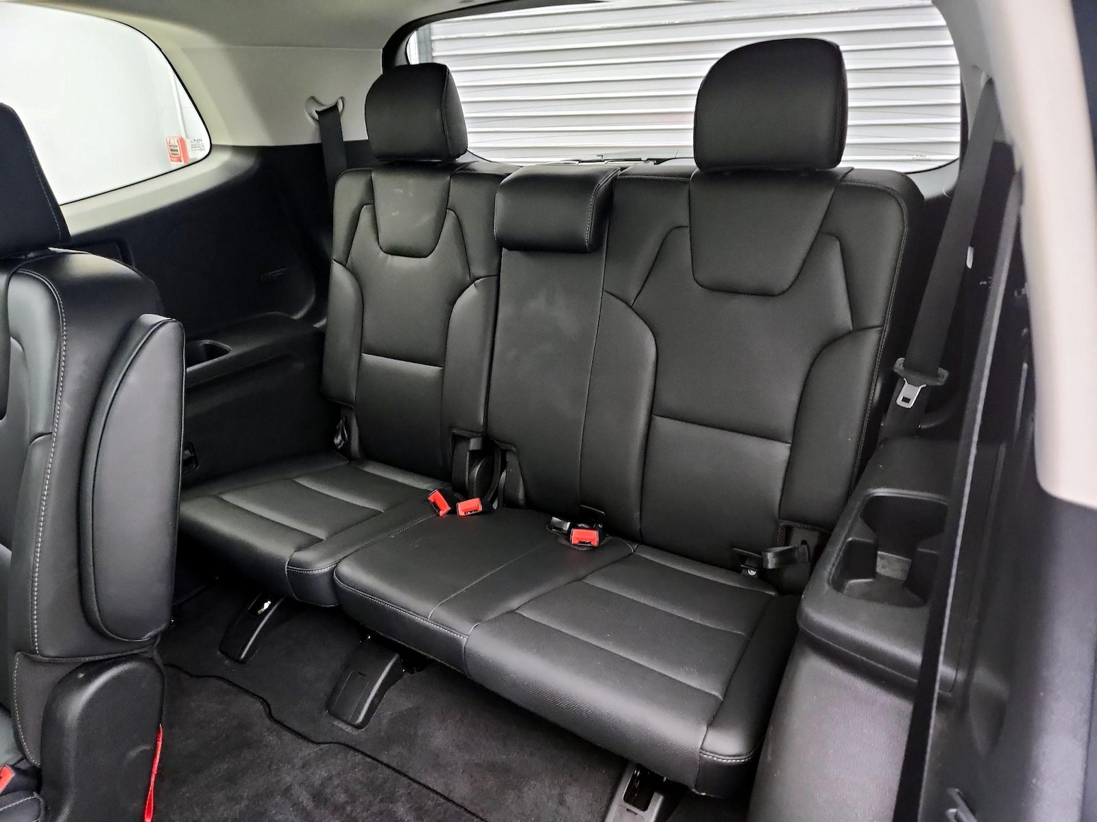 2025 Kia Telluride S - Photo 23