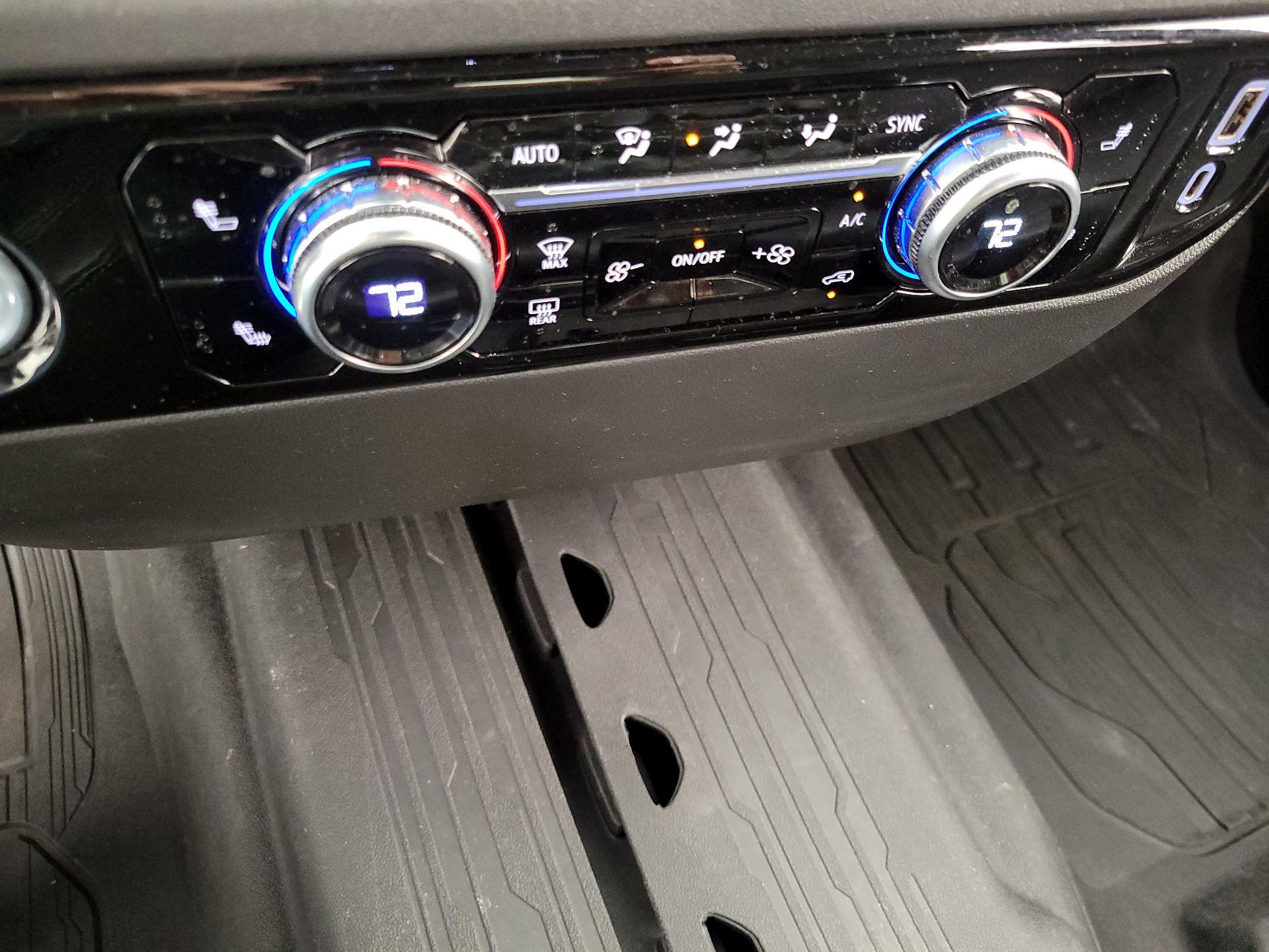Thumbnail: 2023 GMC Sierra 1500 - 16