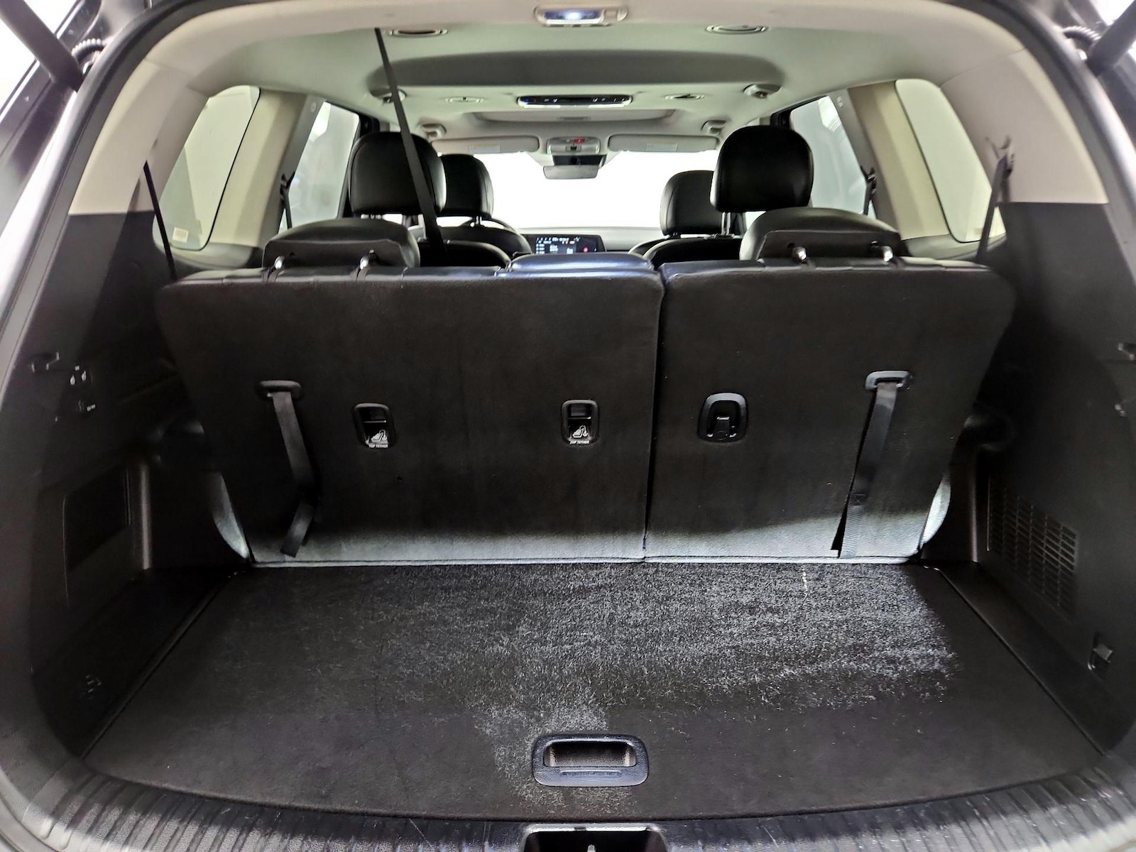 2025 Kia Telluride S - Photo 24