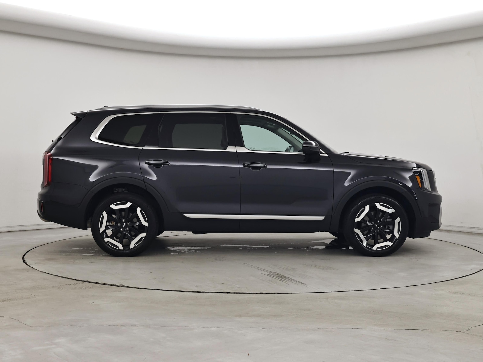 2025 Kia Telluride S - Photo 8