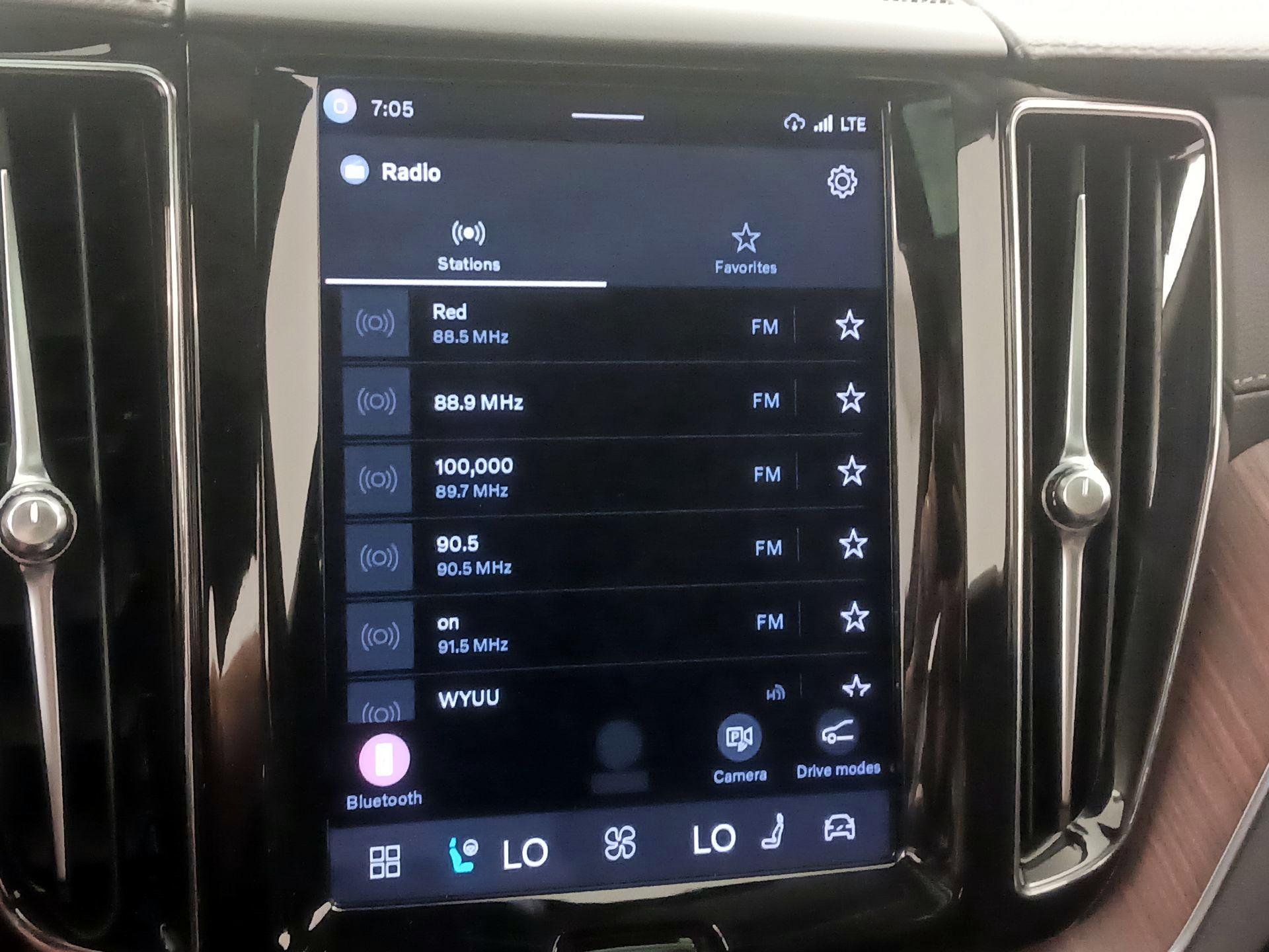 Thumbnail: 2023 Volvo XC60 - 15