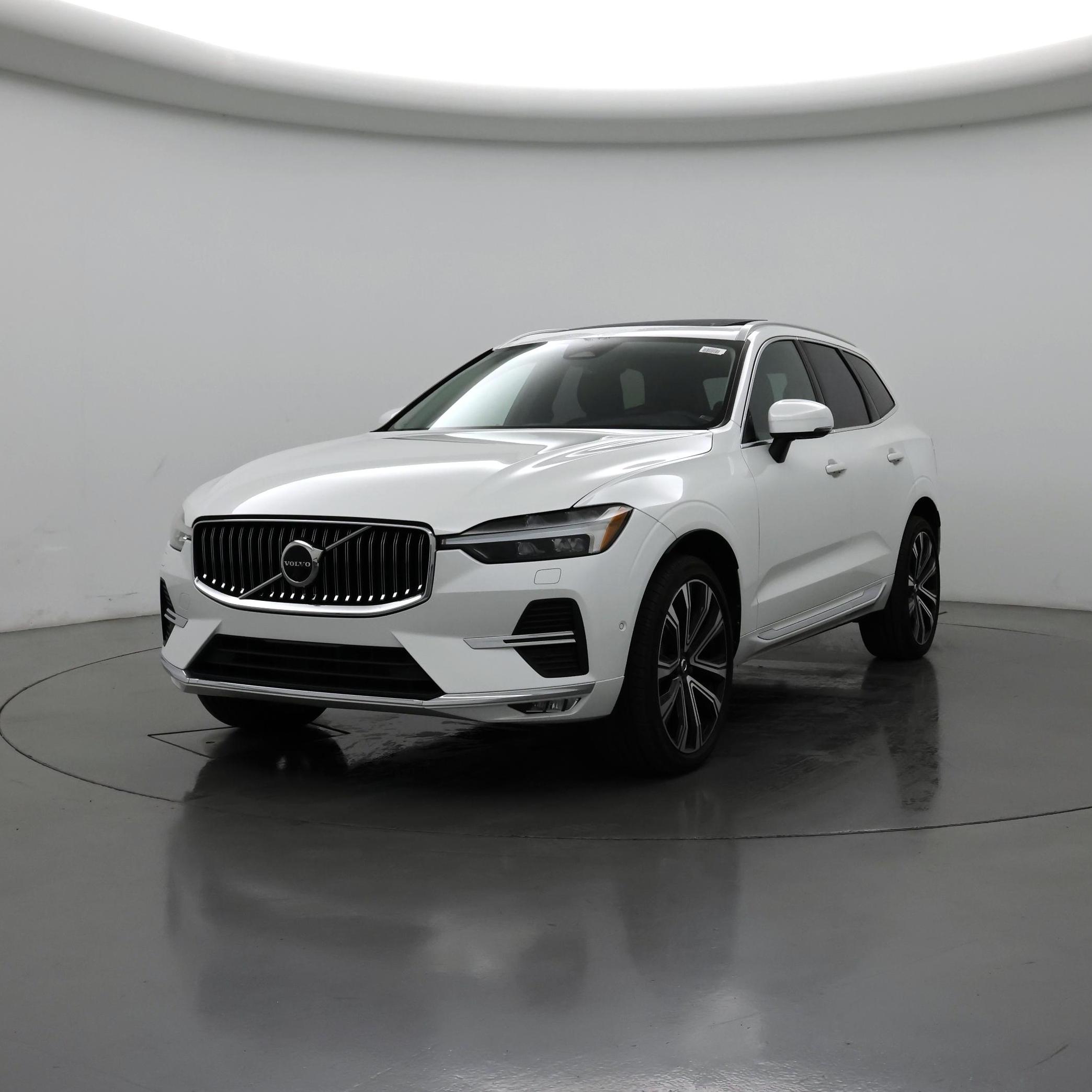 Thumbnail: 2023 Volvo XC60 - 4