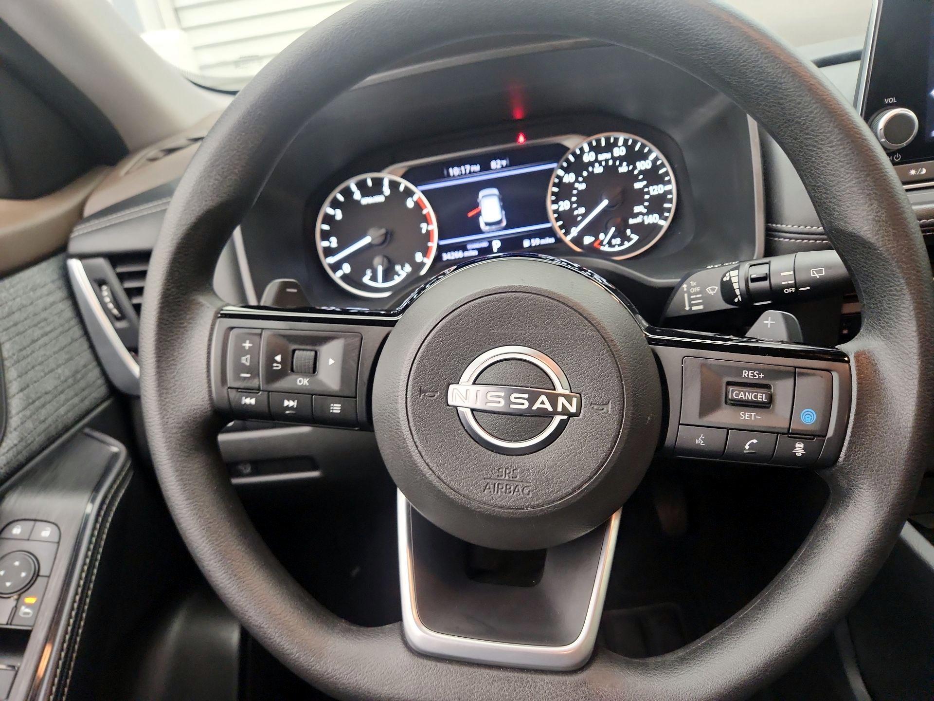 Thumbnail: 2023 Nissan Rogue - 10