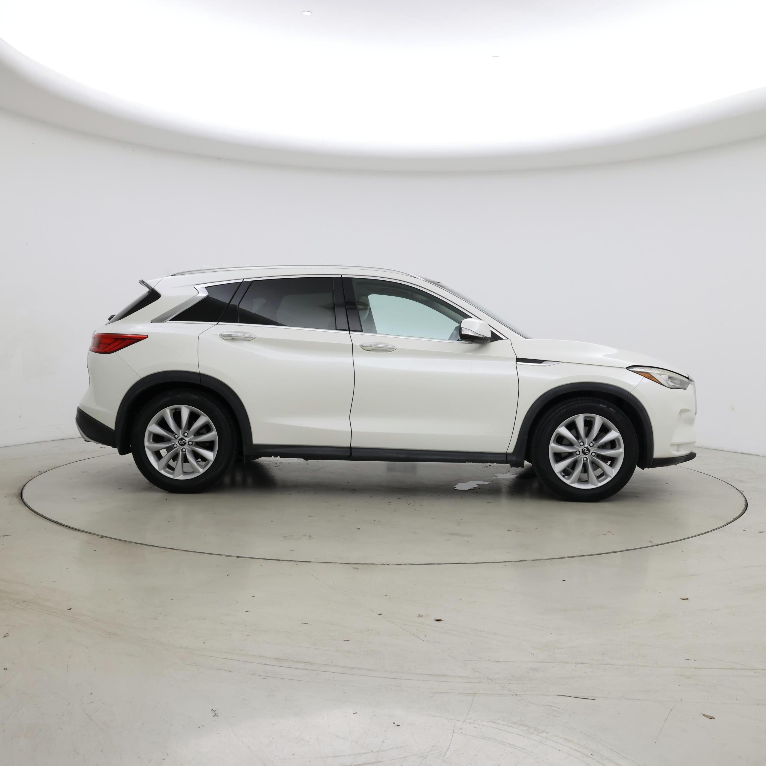 Thumbnail: 2019 INFINITI QX50 - 7