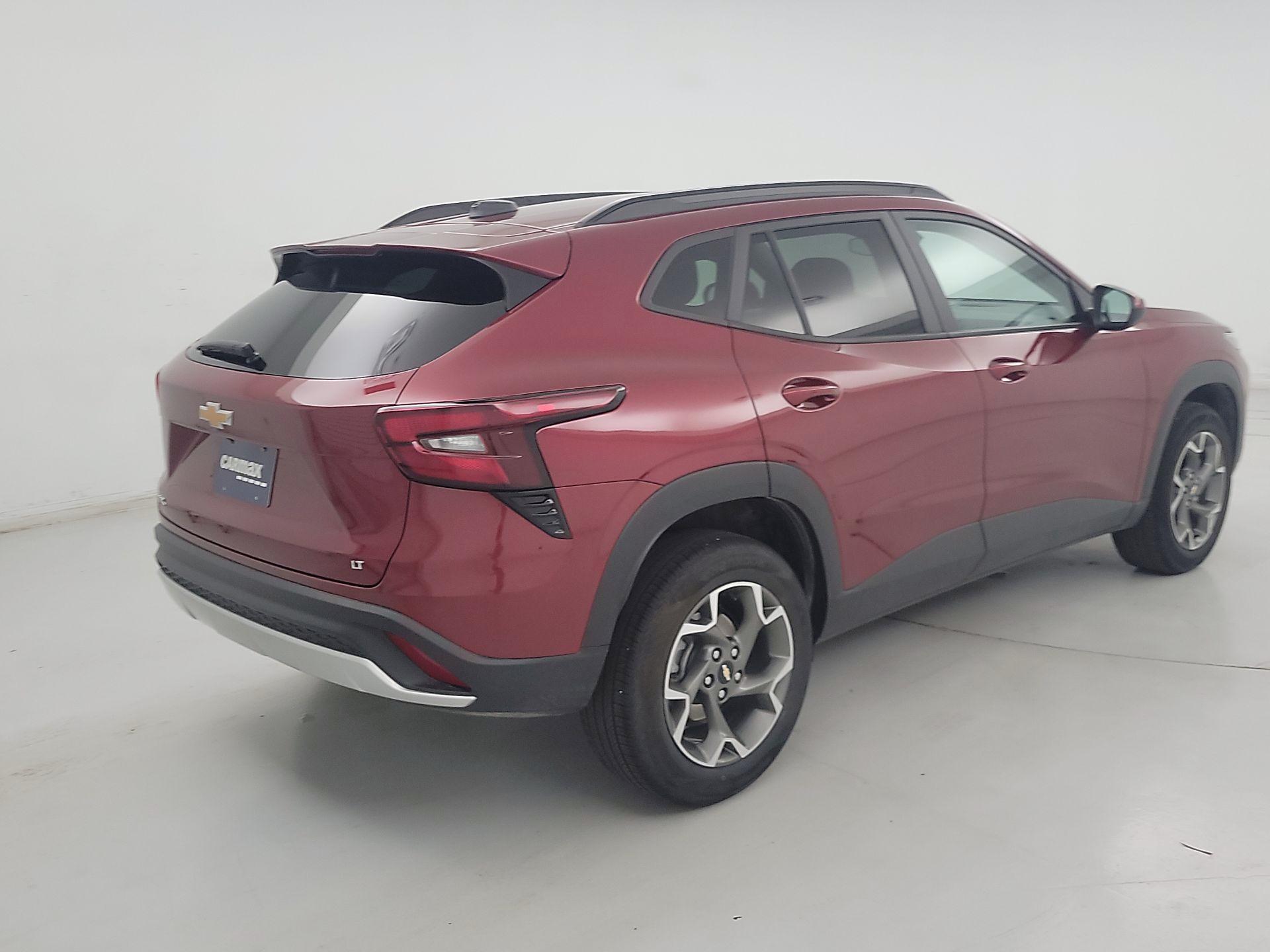 Thumbnail: 2025 Chevrolet Trax - 5
